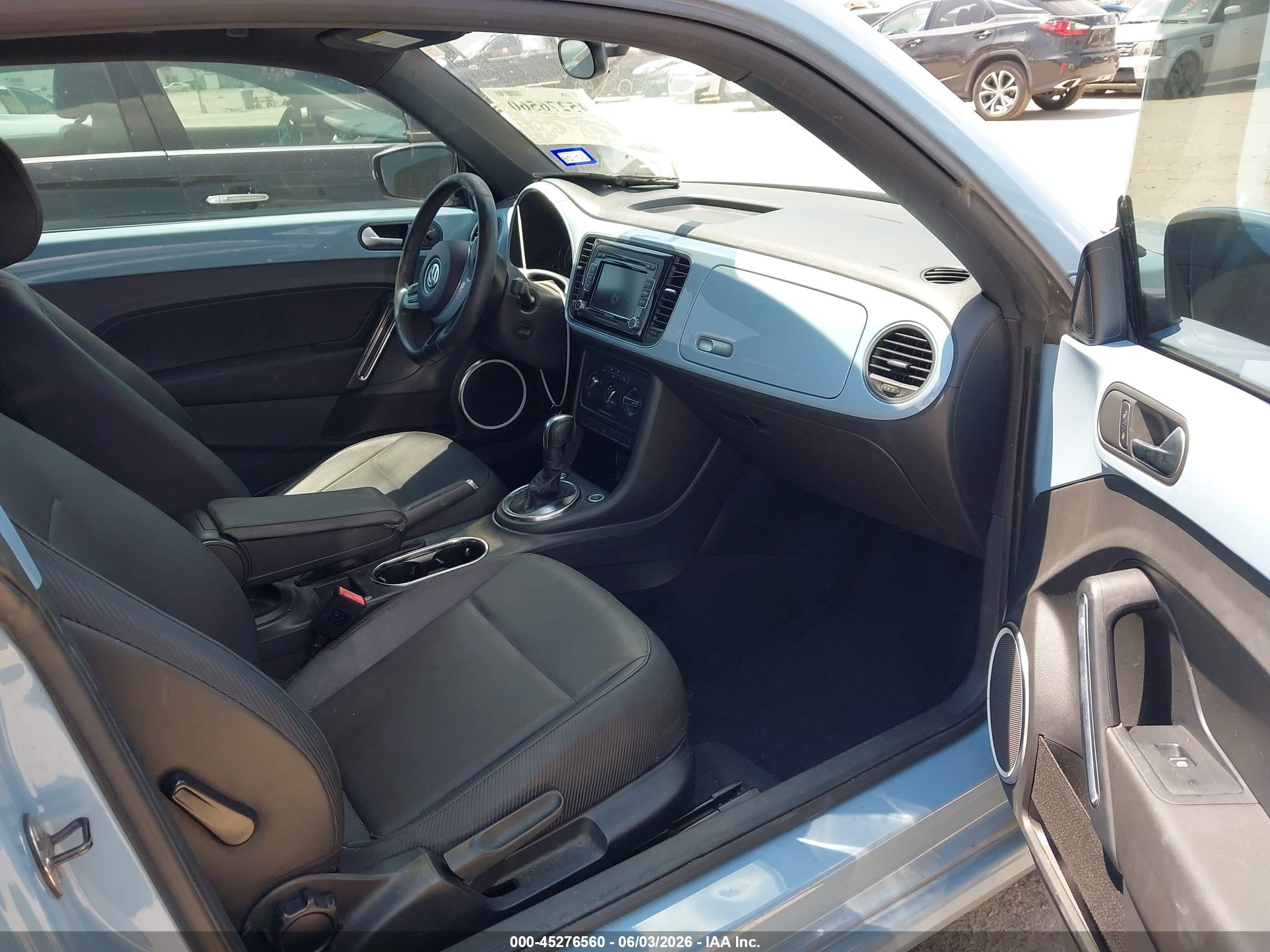 2013 Volkswagen Beetle 2.5l Light Blue vin: 3VWJX7AT4DM688263
