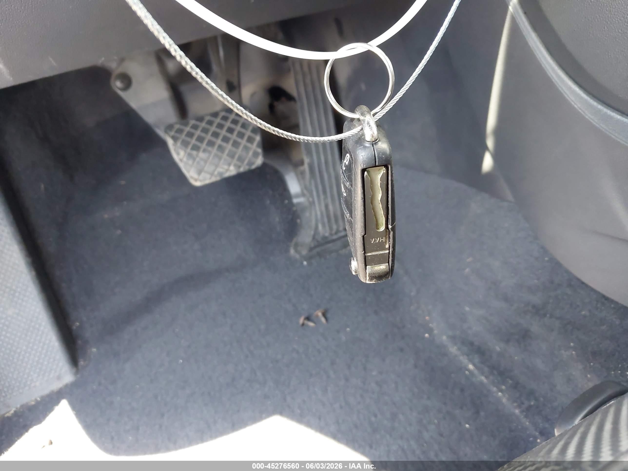 2013 Volkswagen Beetle 2.5l Light Blue vin: 3VWJX7AT4DM688263