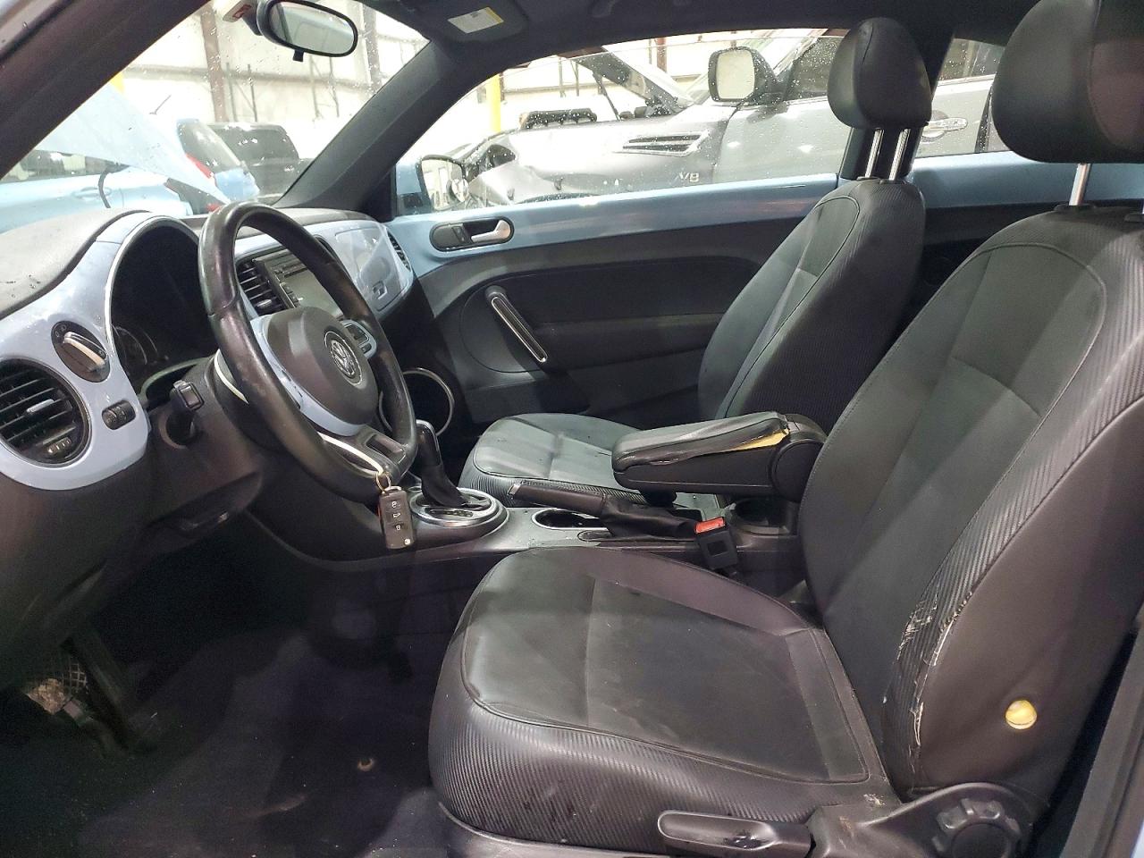 2013 Volkswagen Beetle Blue vin: 3VWJX7AT5DM610316