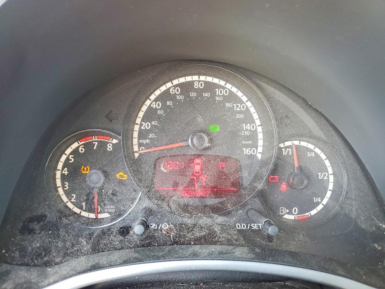 2013 Volkswagen Beetle Red vin: 3VWJX7AT6DM668791