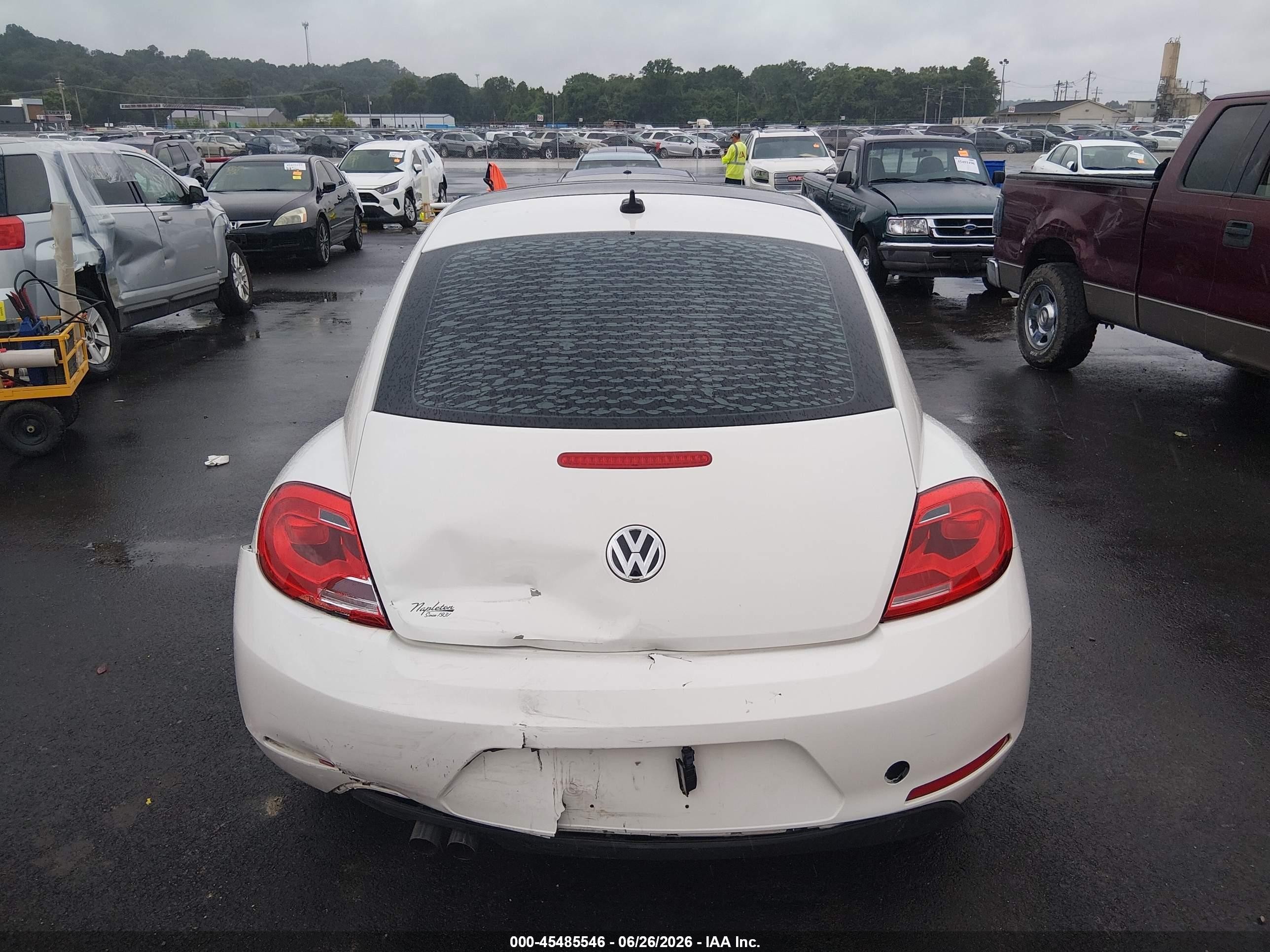 2013 Volkswagen Beetle 2.5l White vin: 3VWJX7AT6DM683775