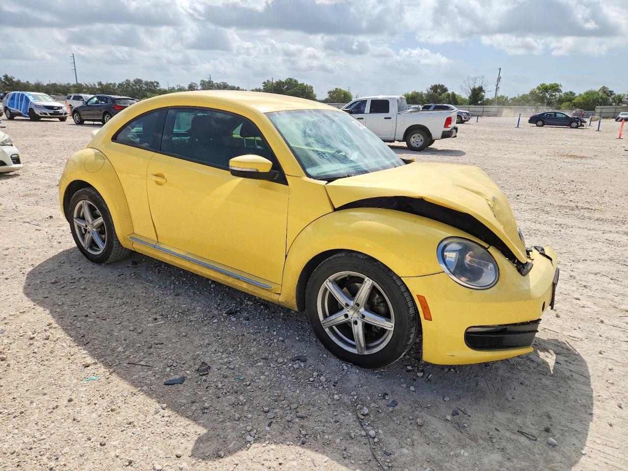2012 Volkswagen Beetle Yellow vin: 3VWJX7AT7CM609408