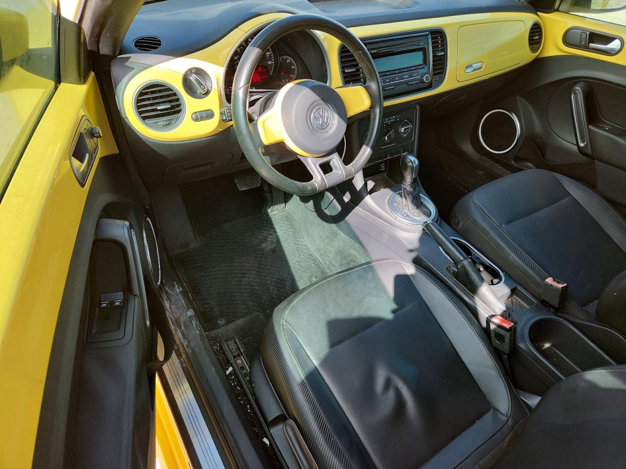 2012 Volkswagen Beetle Yellow vin: 3VWJX7AT7CM609408