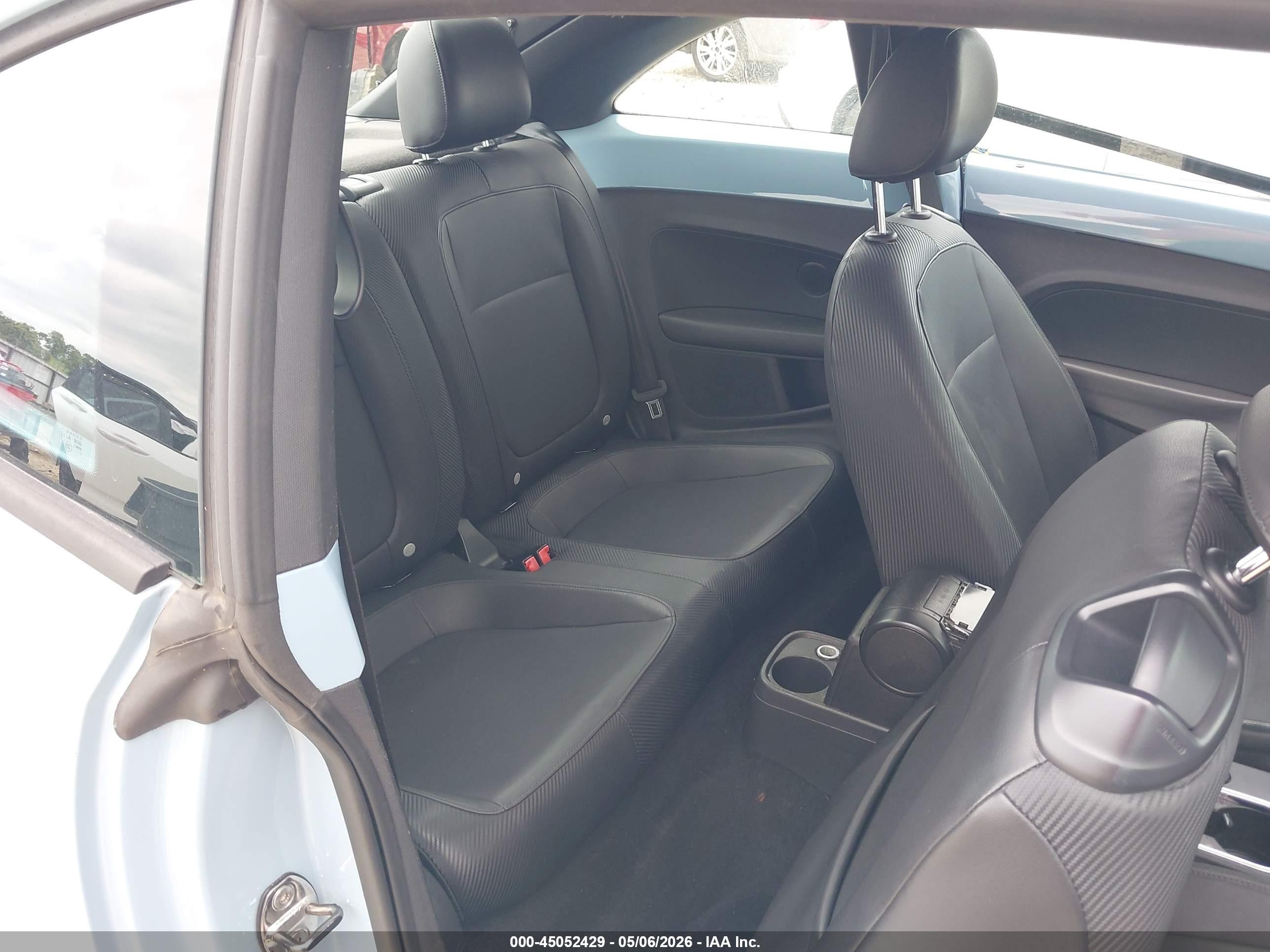 2012 Volkswagen Beetle 2.5l Blue vin: 3VWJX7AT7CM661198