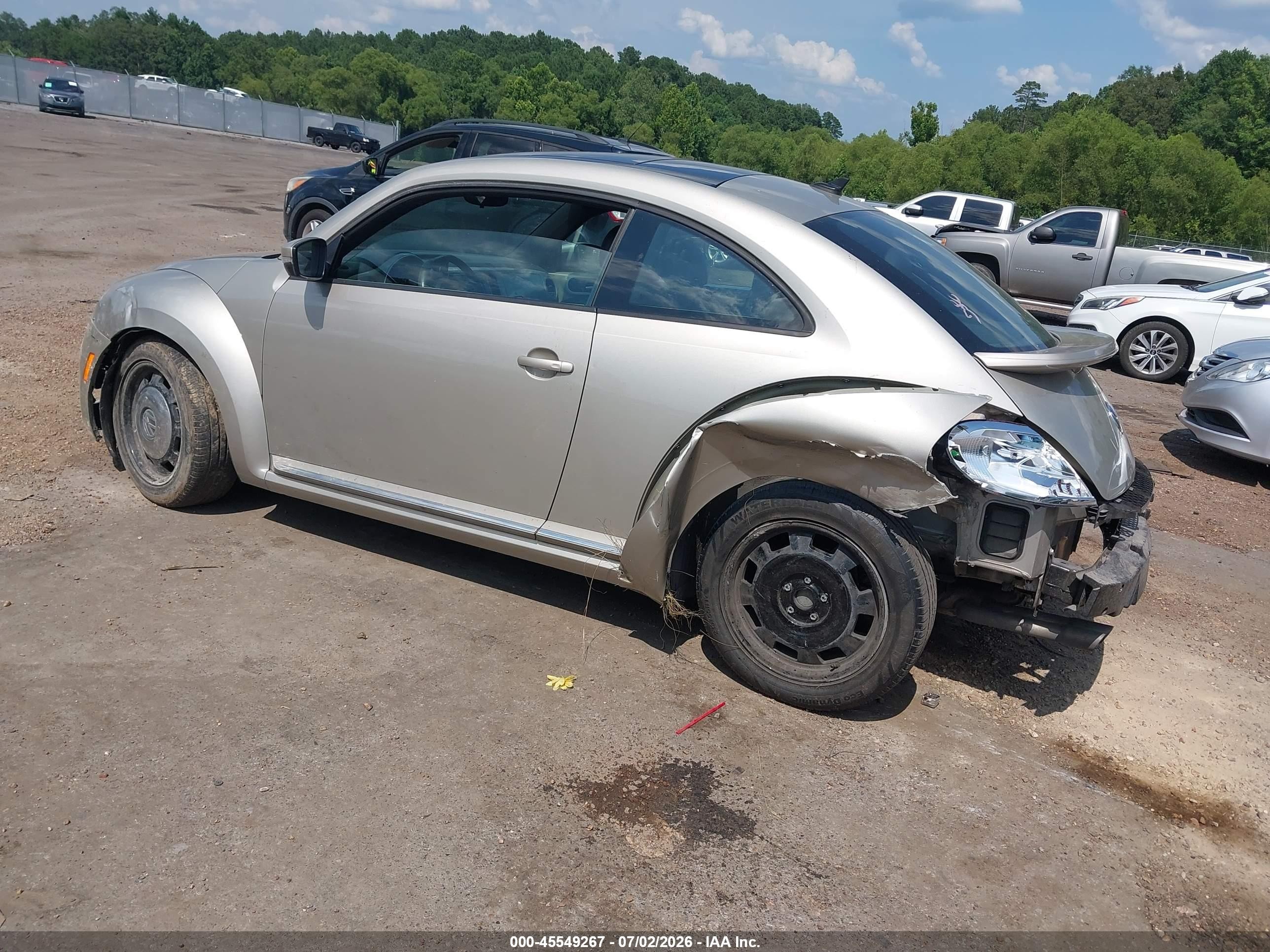 2013 Volkswagen Beetle 2.5l Silver vin: 3VWJX7AT7DM664507