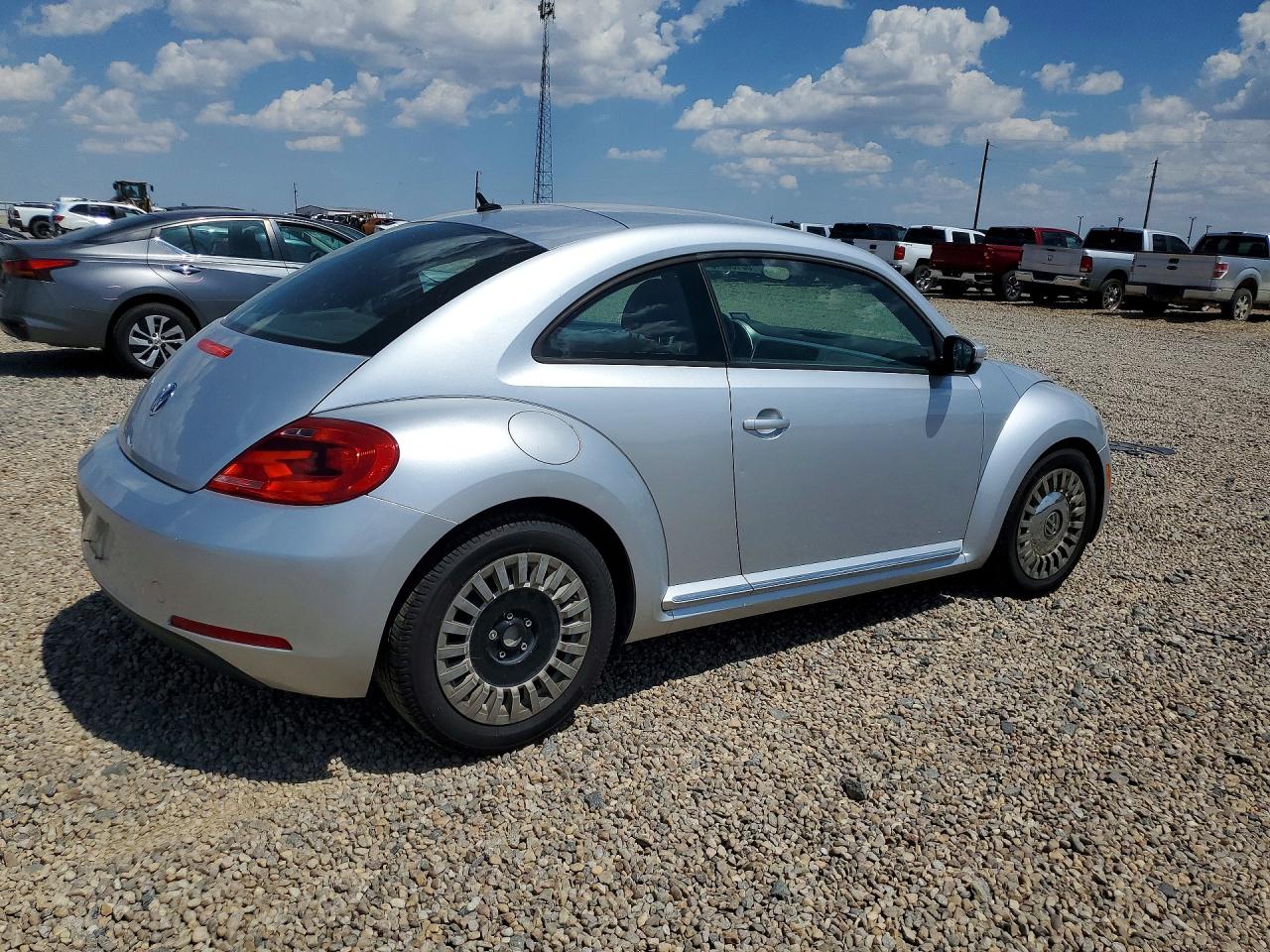 2013 Volkswagen Beetle Silver vin: 3VWJX7AT8DM672776