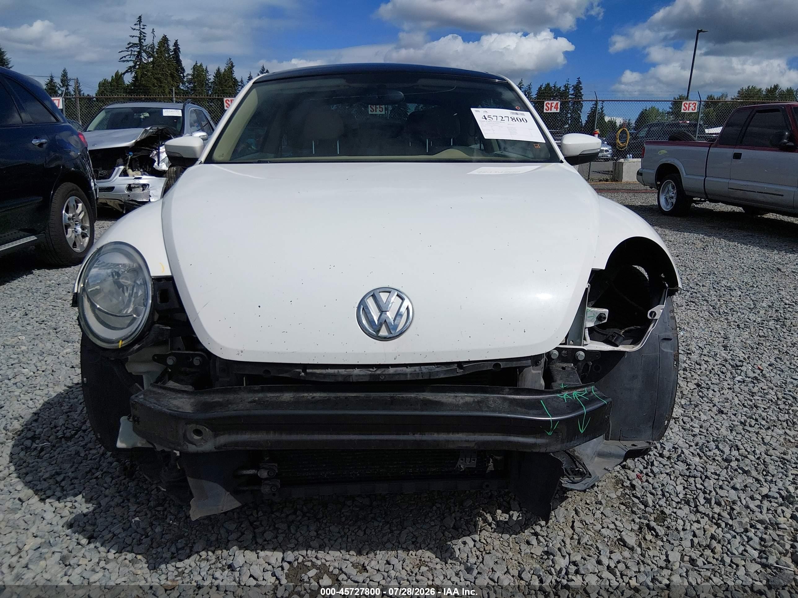 2013 Volkswagen Beetle 2.5l White vin: 3VWJX7AT9DM690431