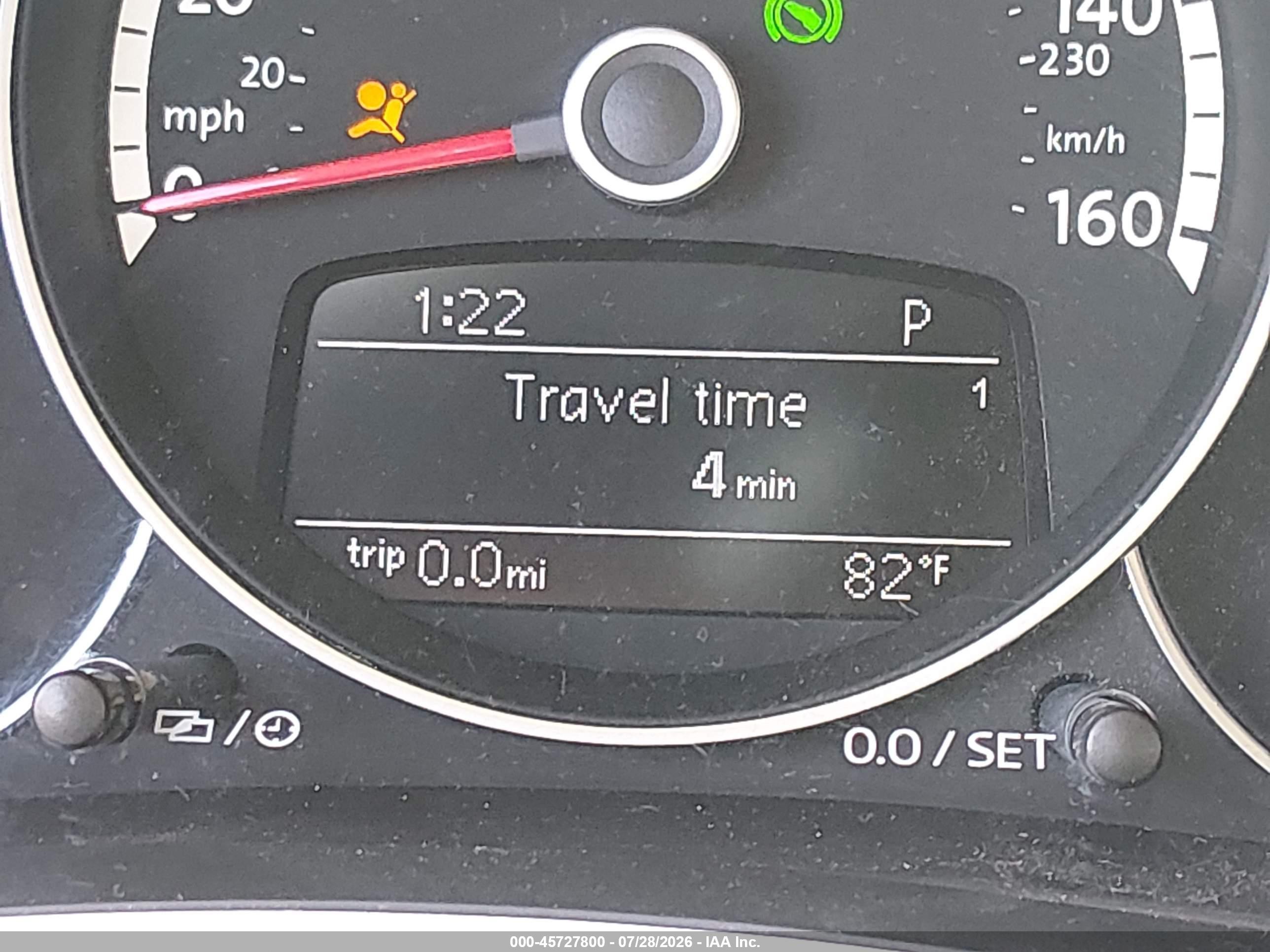 2013 Volkswagen Beetle 2.5l White vin: 3VWJX7AT9DM690431