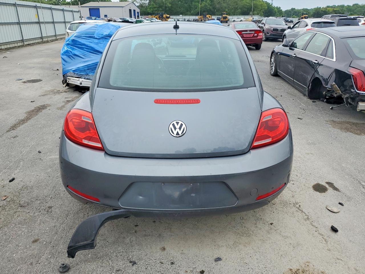 2013 Volkswagen Beetle Gray vin: 3VWJX7AT9DM692647