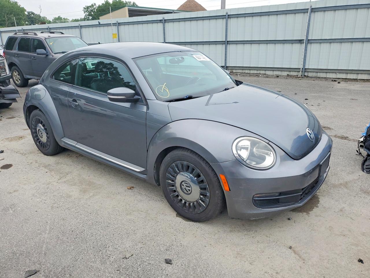 2013 Volkswagen Beetle Gray vin: 3VWJX7AT9DM692647
