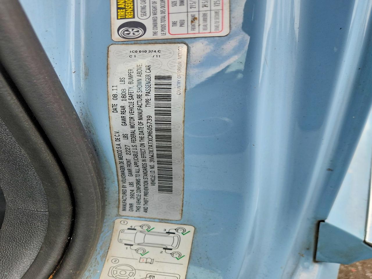 2012 Volkswagen Beetle Blue vin: 3VWJX7ATXCM605739