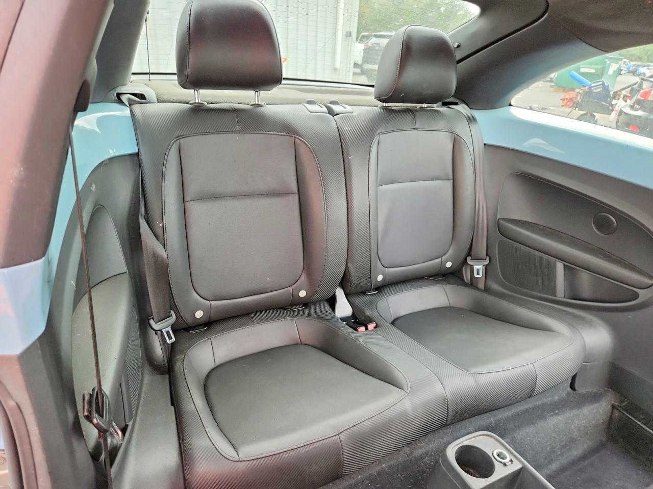 2012 Volkswagen Beetle Blue vin: 3VWJX7ATXCM605739