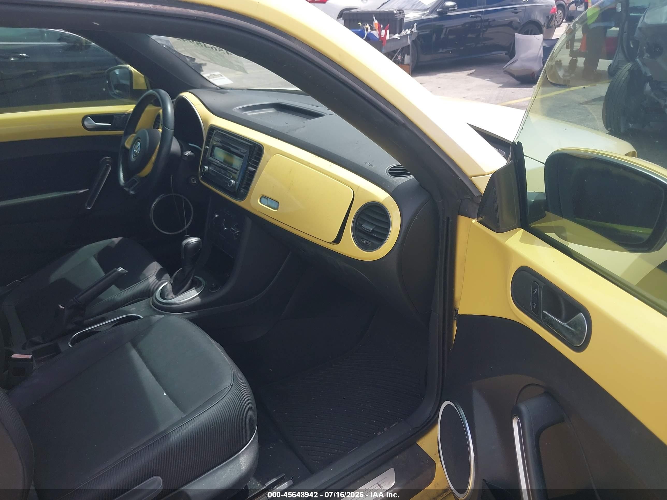 2012 Volkswagen Beetle 2.5l Yellow vin: 3VWJX7ATXCM605787