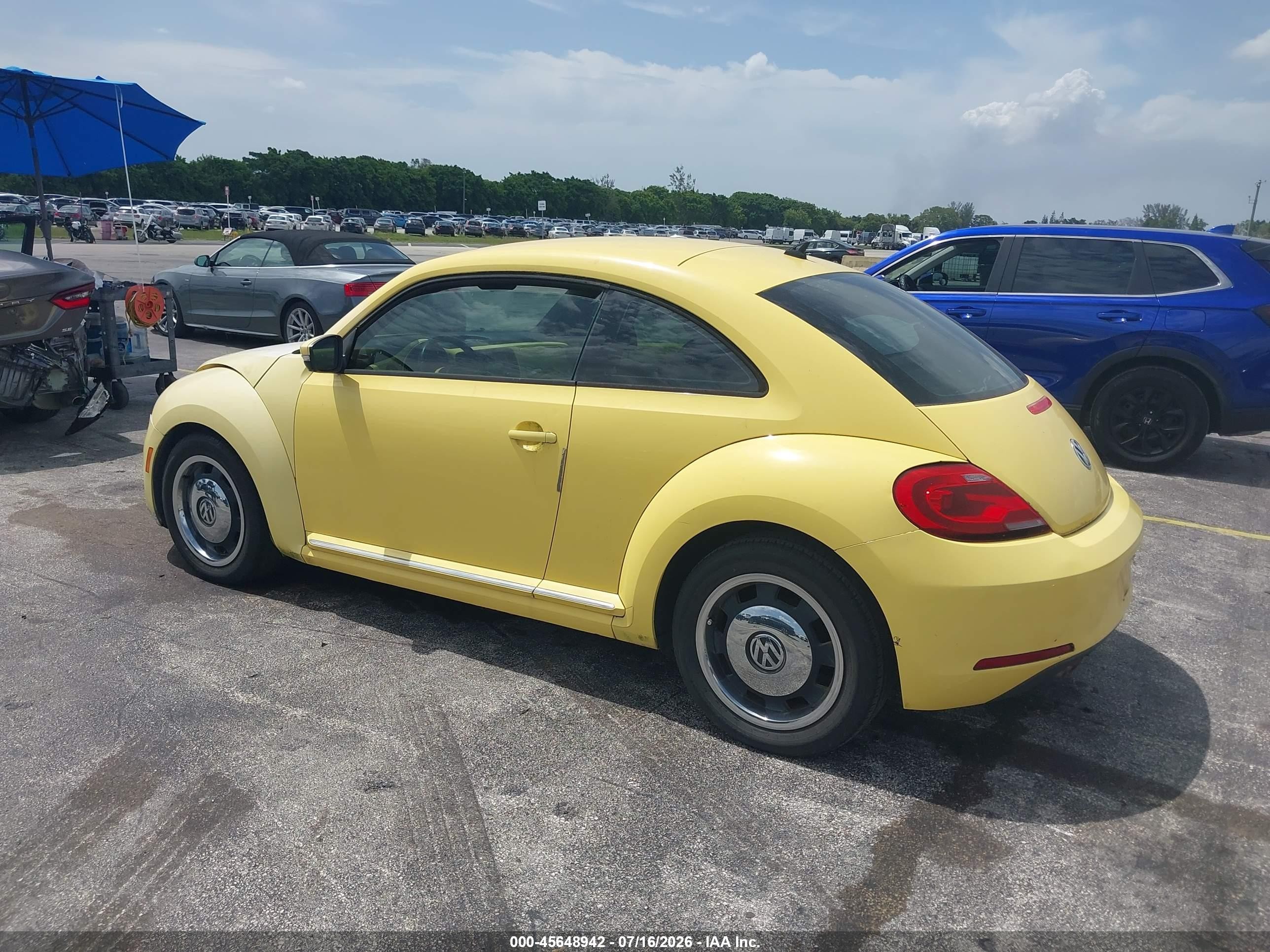 2012 Volkswagen Beetle 2.5l Yellow vin: 3VWJX7ATXCM605787