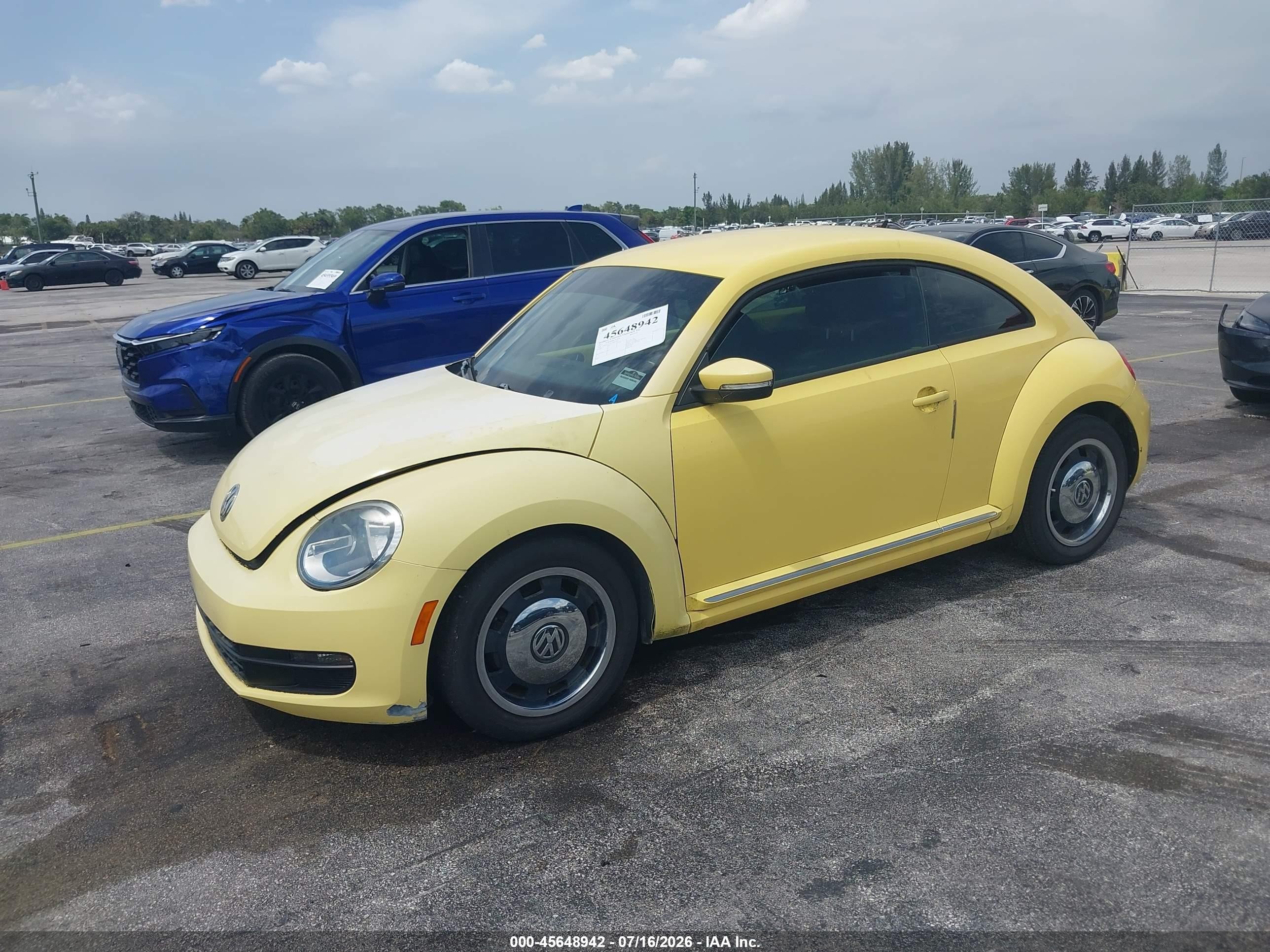 2012 Volkswagen Beetle 2.5l Yellow vin: 3VWJX7ATXCM605787