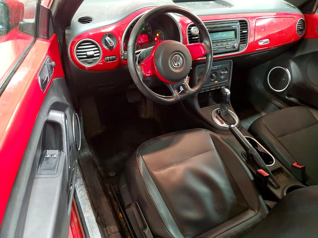 2012 Volkswagen Beetle Red vin: 3VWJX7ATXCM648459