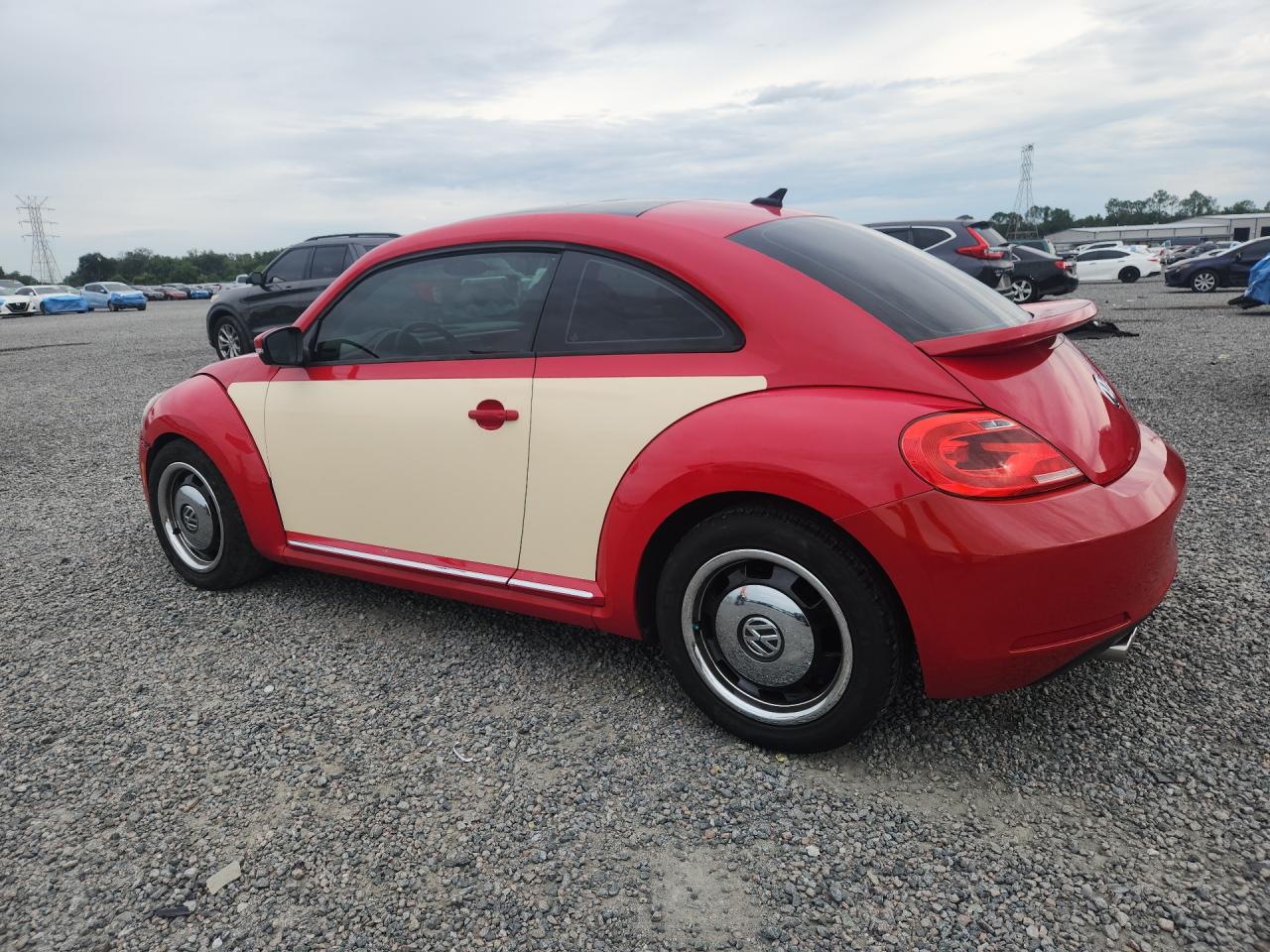 2013 Volkswagen Beetle Red vin: 3VWJX7ATXDM666946