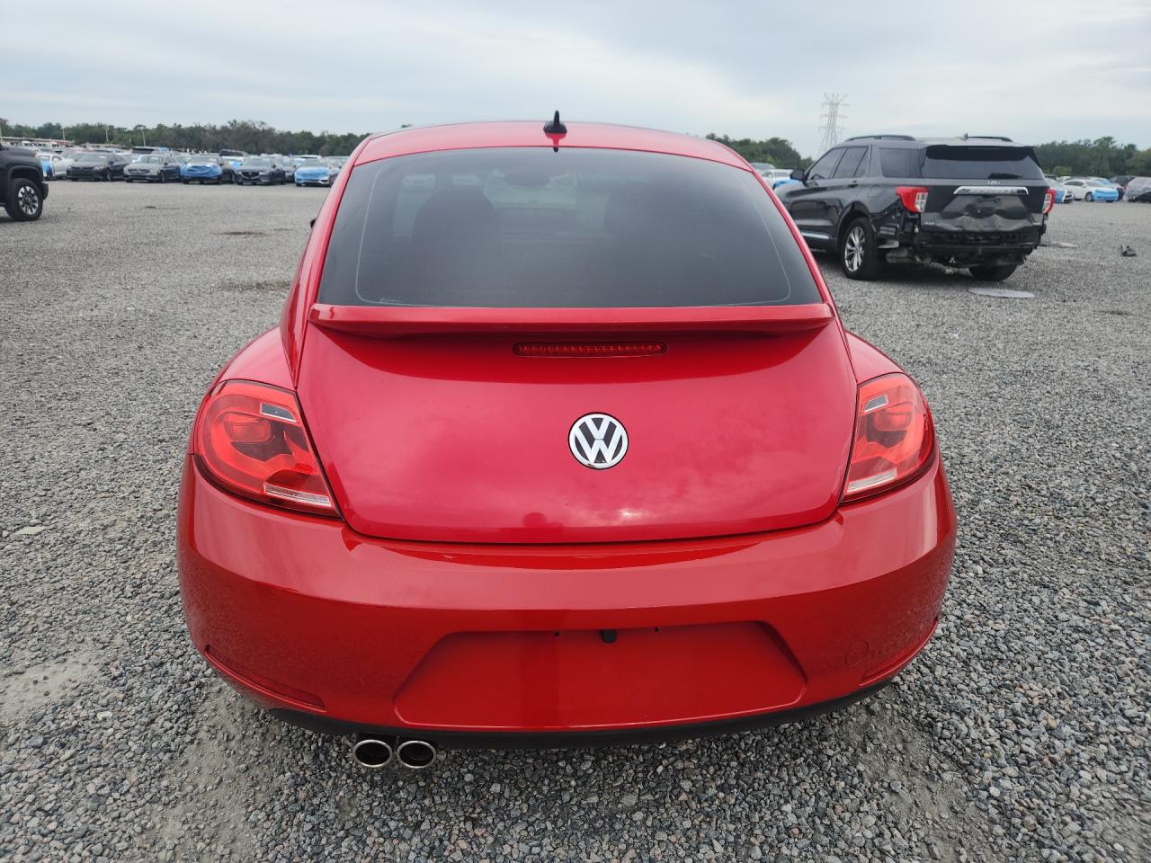 2013 Volkswagen Beetle Red vin: 3VWJX7ATXDM666946