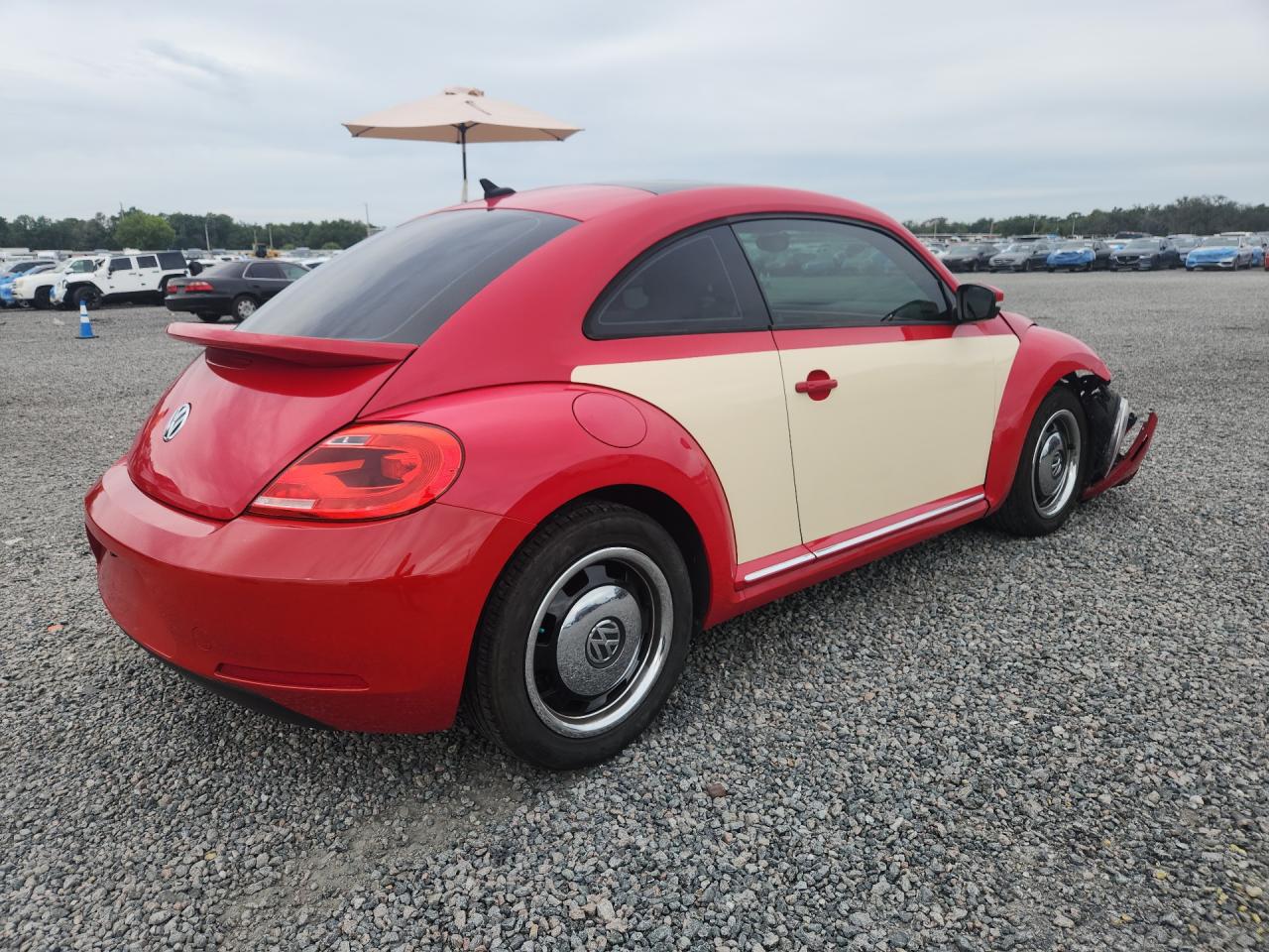 2013 Volkswagen Beetle Red vin: 3VWJX7ATXDM666946