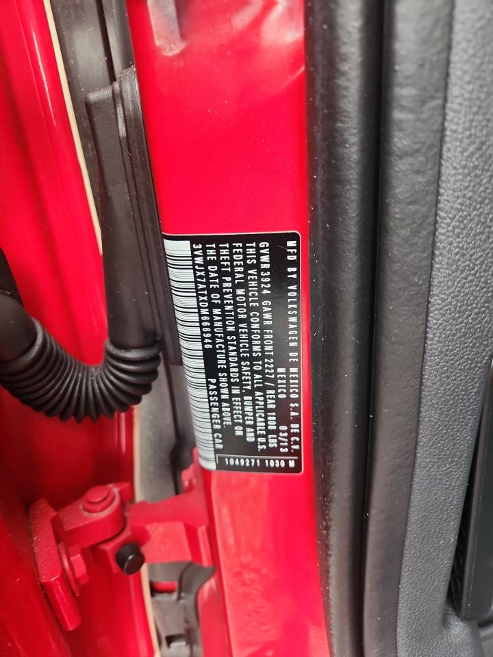 2013 Volkswagen Beetle Red vin: 3VWJX7ATXDM666946