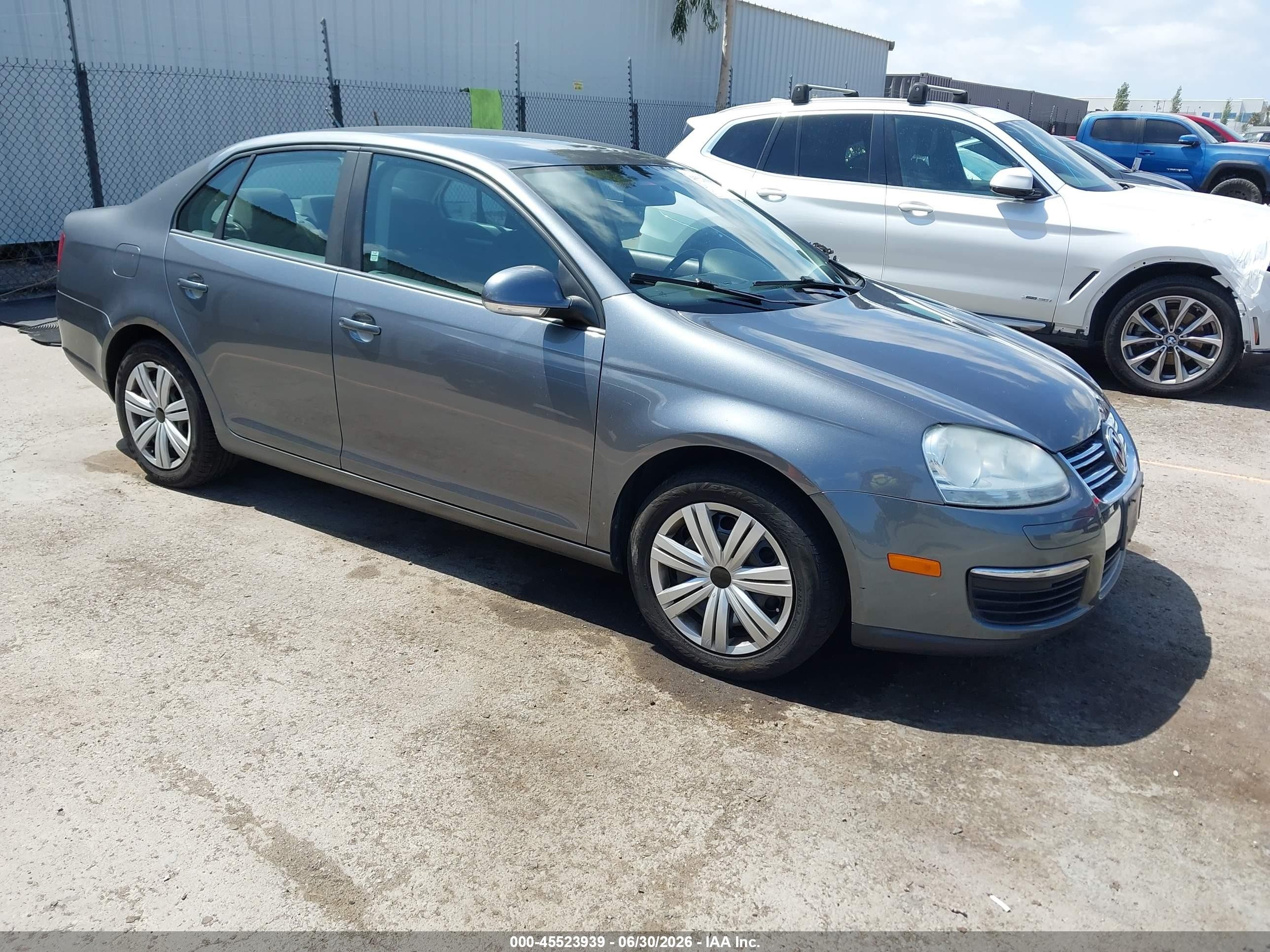 2008 Volkswagen Jetta S Gray vin: 3VWJZ71K08M124570