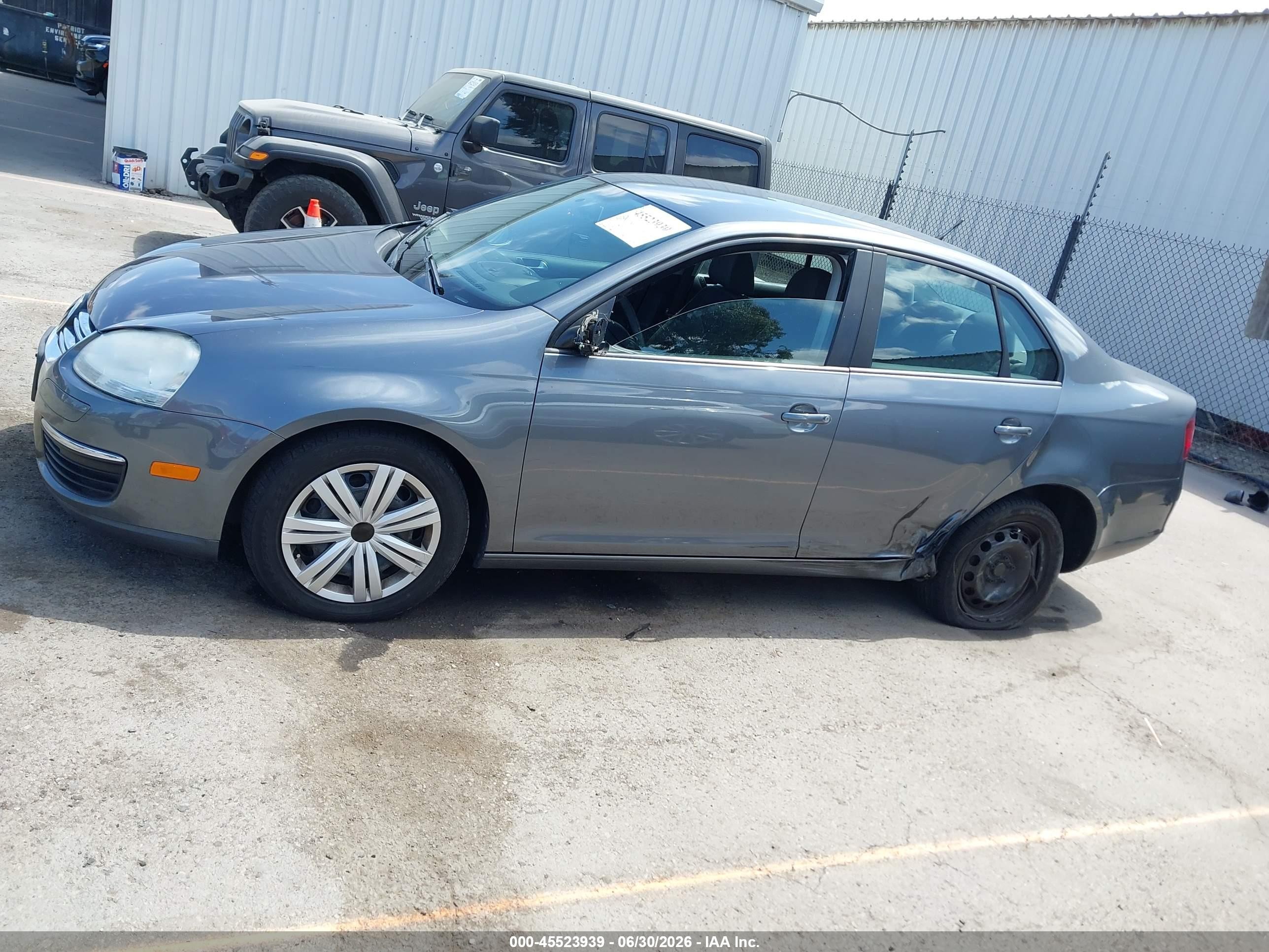 2008 Volkswagen Jetta S Gray vin: 3VWJZ71K08M124570