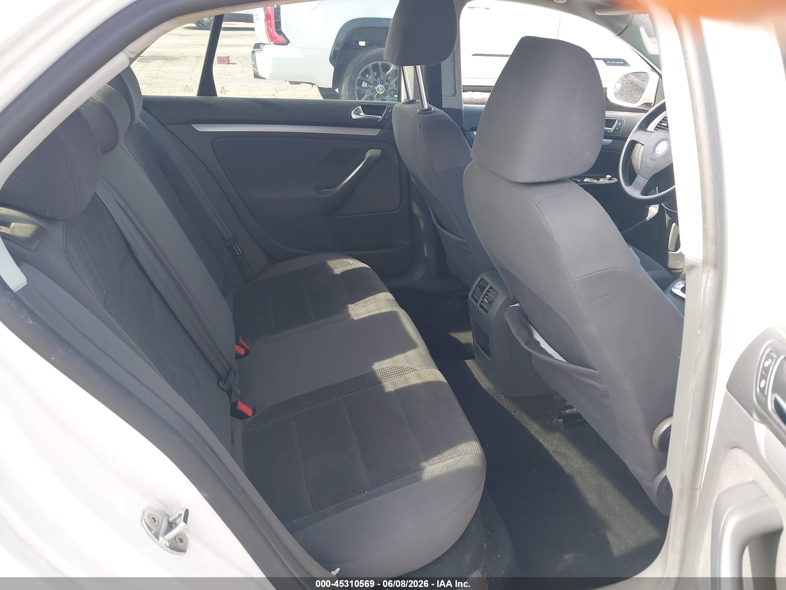 2009 Volkswagen Jetta S Белый vin: 3VWJZ71K69M122548