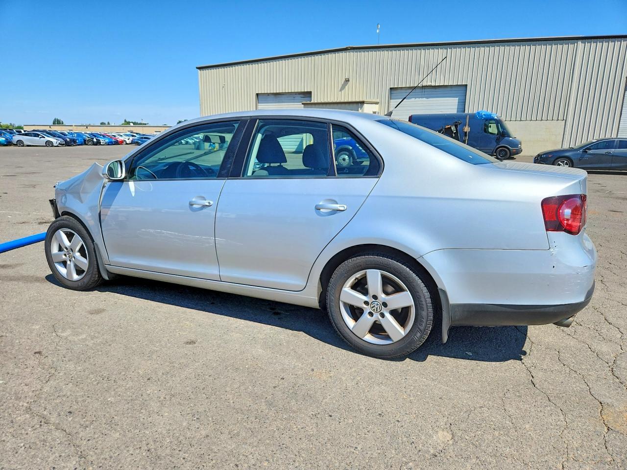 2009 Volkswagen Jetta S Серебряный vin: 3VWJZ71K89M079217