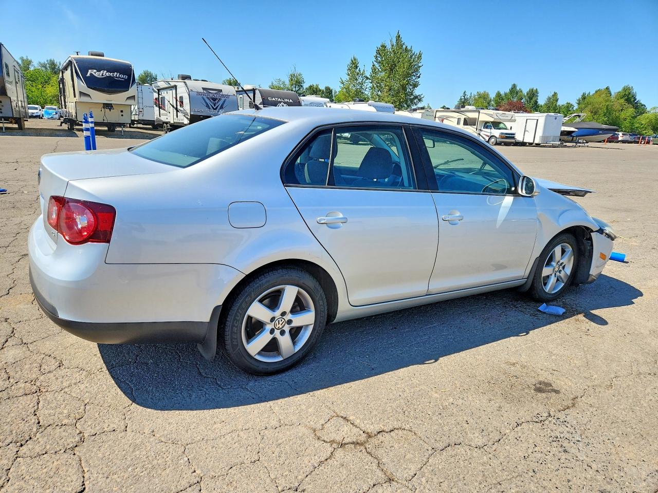 2009 Volkswagen Jetta S Серебряный vin: 3VWJZ71K89M079217