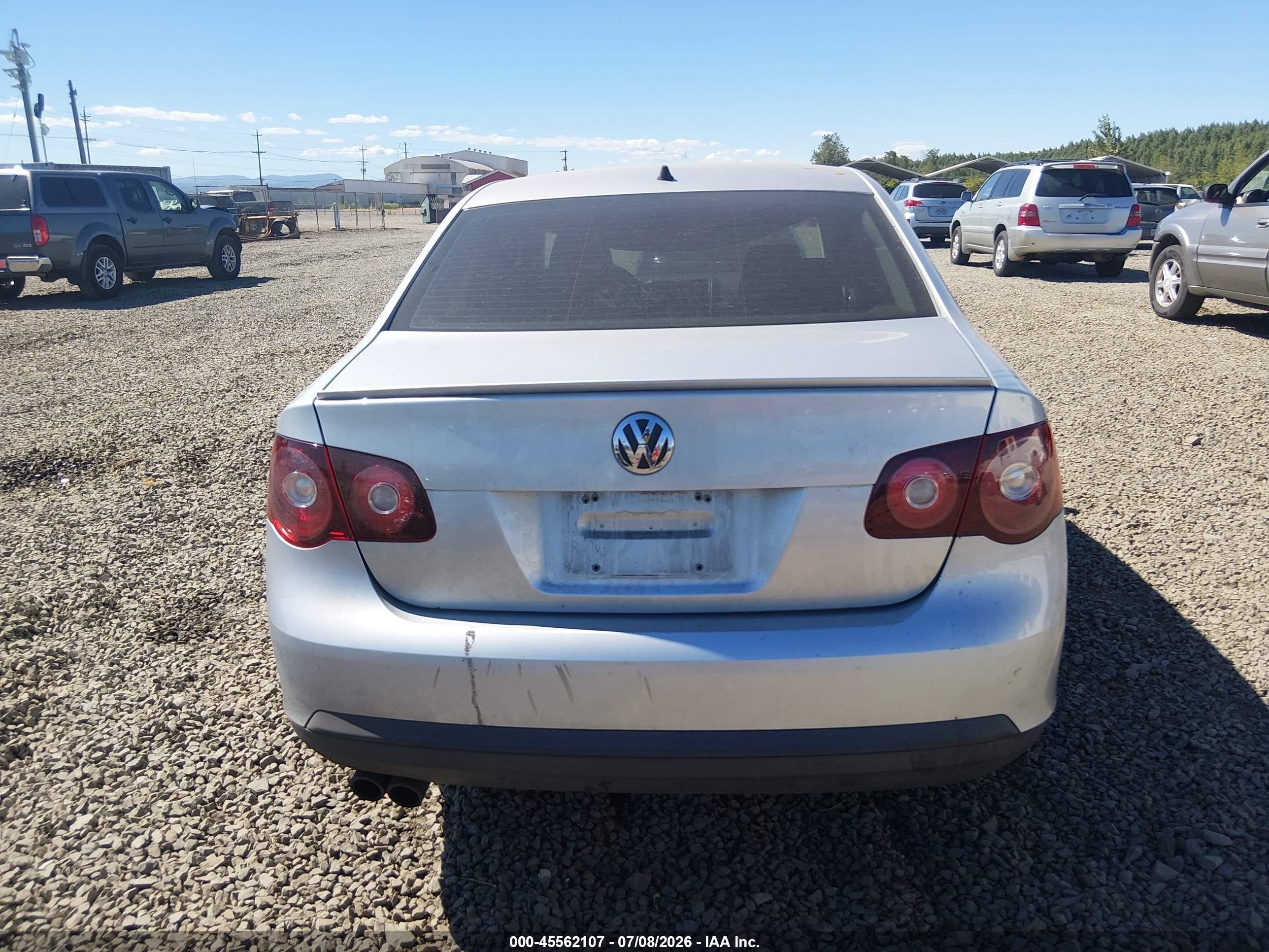 2009 Volkswagen Jetta S Silver vin: 3VWJZ71K89M089875