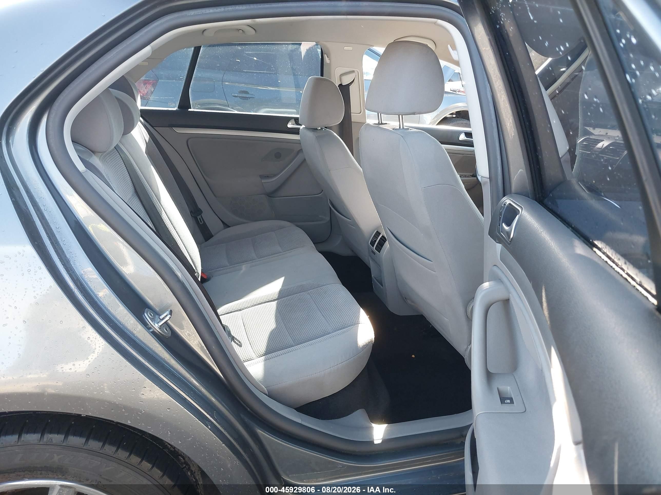 2008 Volkswagen Jetta S Серый vin: 3VWJZ71KX8M094865