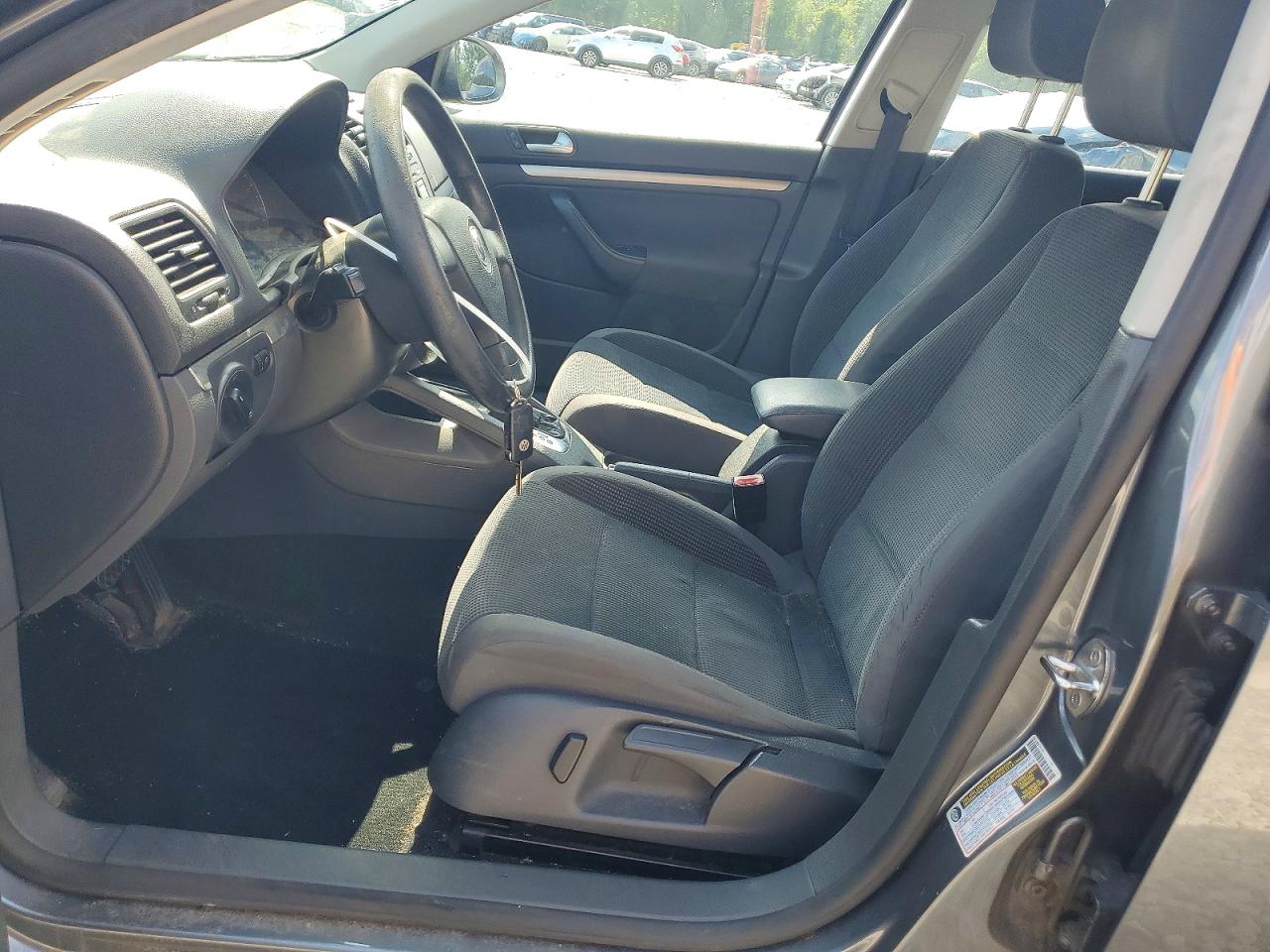 2009 Volkswagen Jetta S Gray vin: 3VWJZ71KX9M125081