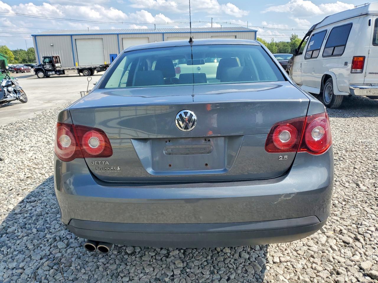 2009 Volkswagen Jetta S Gray vin: 3VWJZ71KX9M125081