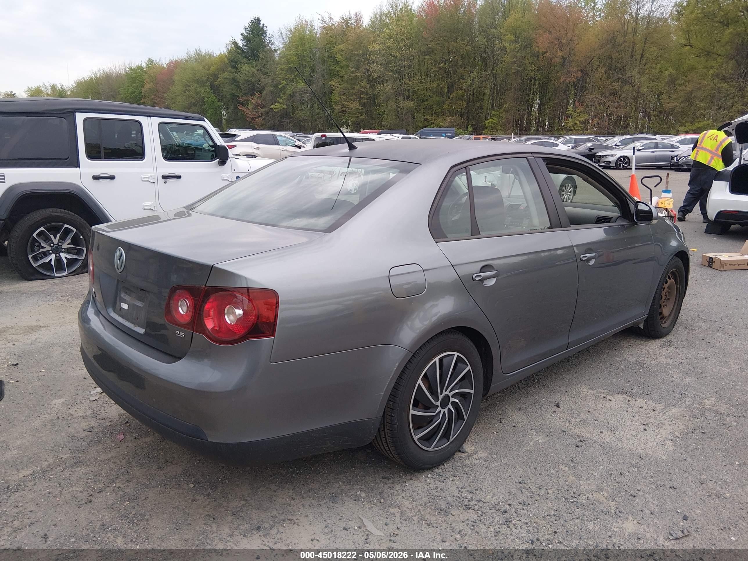 2010 Volkswagen Jetta S Gray vin: 3VWJZ7AJ0AM009156