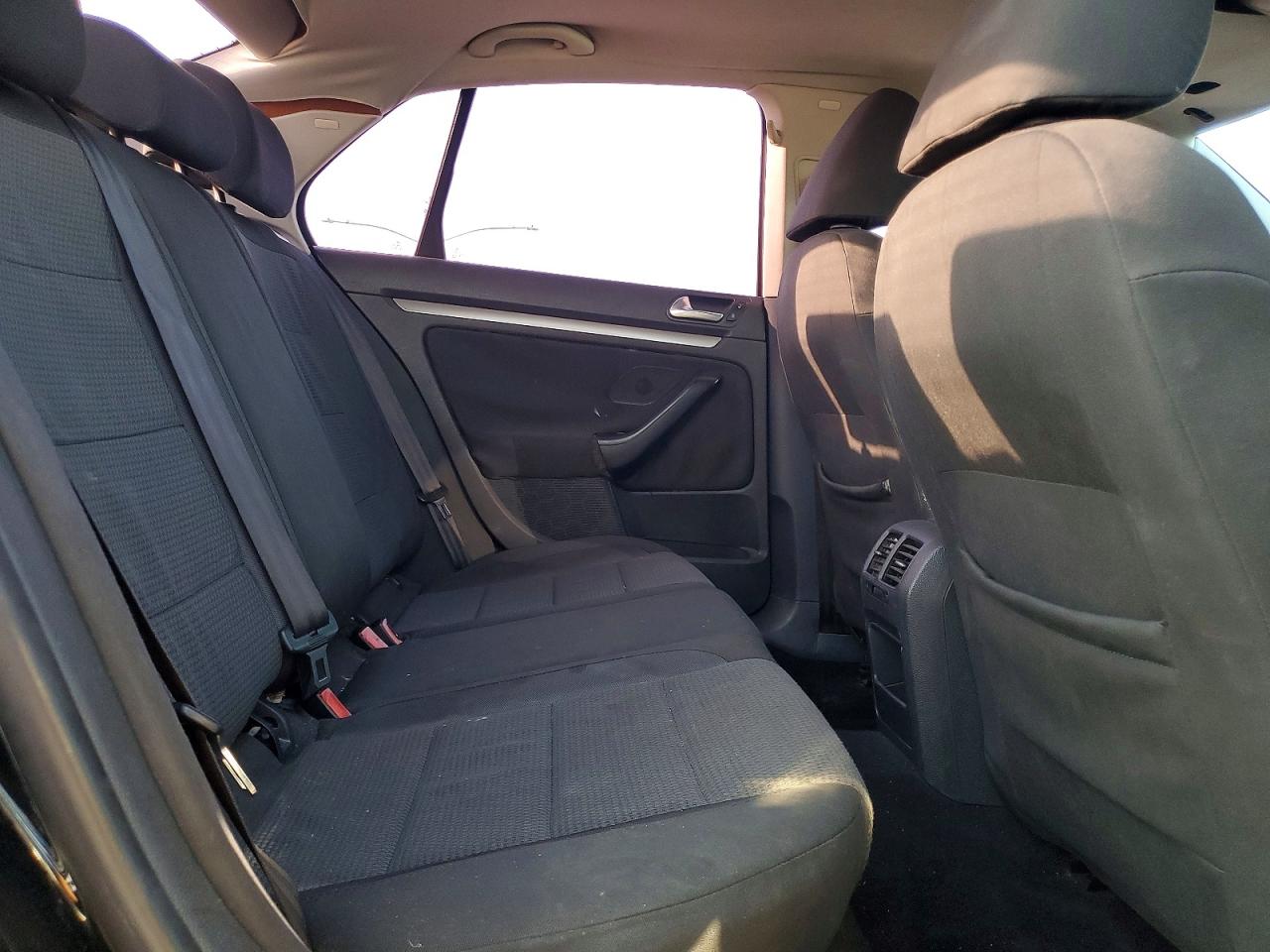 2010 Volkswagen Jetta S Black vin: 3VWJZ7AJ0AM040746
