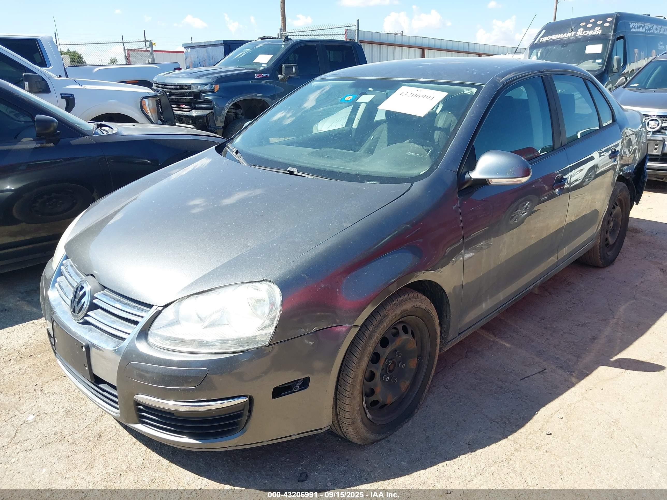 2010 Volkswagen Jetta S Серый vin: 3VWJZ7AJ3AM099581