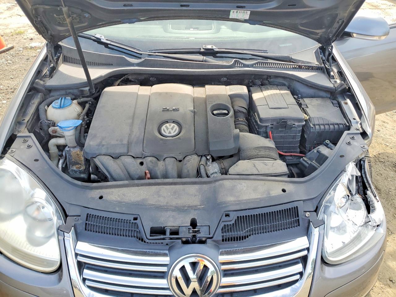 2010 Volkswagen Jetta S Серый vin: 3VWJZ7AJ4AM001867