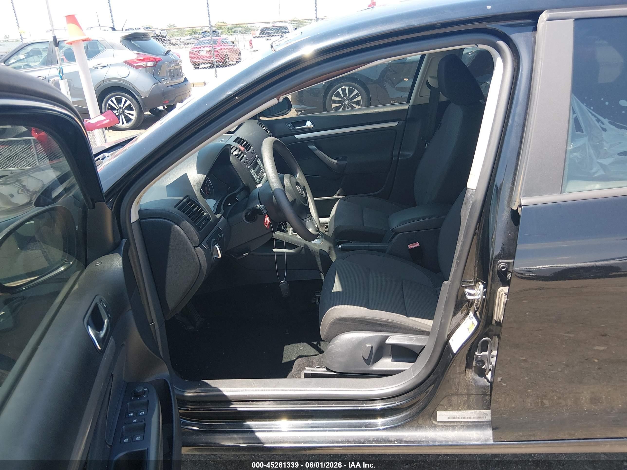 2010 Volkswagen Jetta S Black vin: 3VWJZ7AJ4AM065925