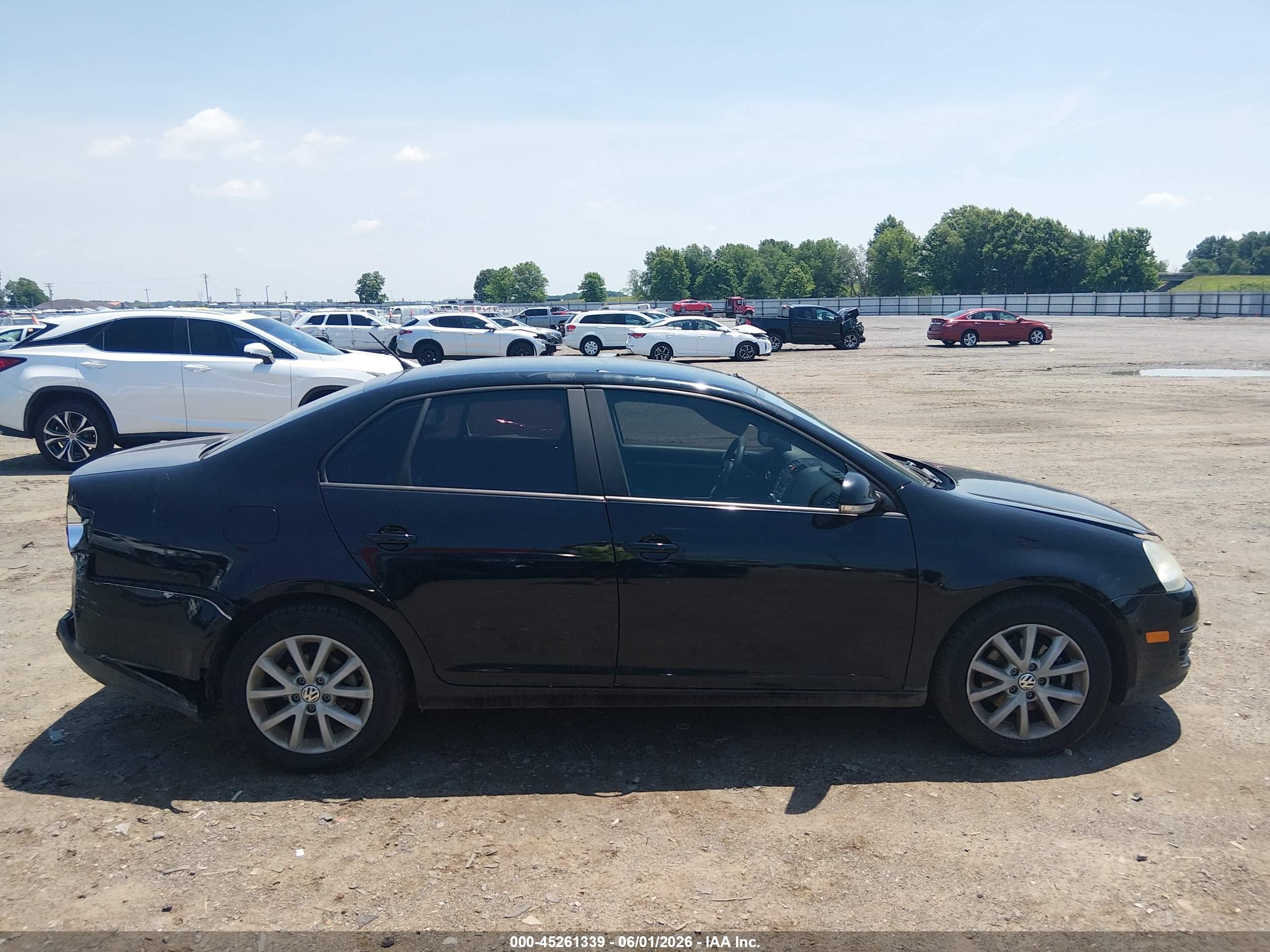 2010 Volkswagen Jetta S Black vin: 3VWJZ7AJ4AM065925
