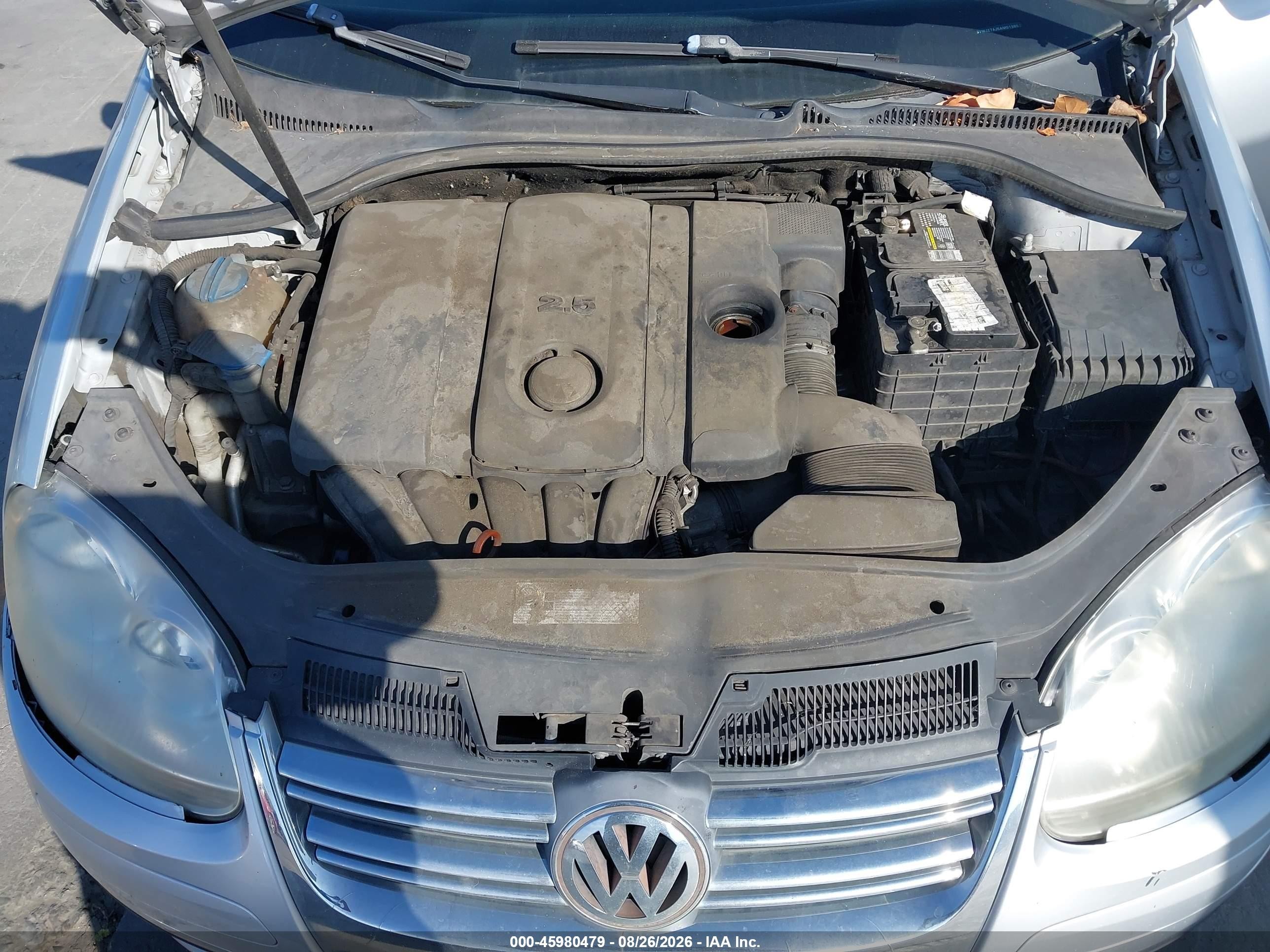 2010 Volkswagen Jetta S Серебряный vin: 3VWJZ7AJ5AM013851