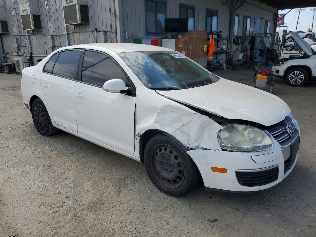 2010 Volkswagen Jetta S White vin: 3VWJZ7AJ6AM078028