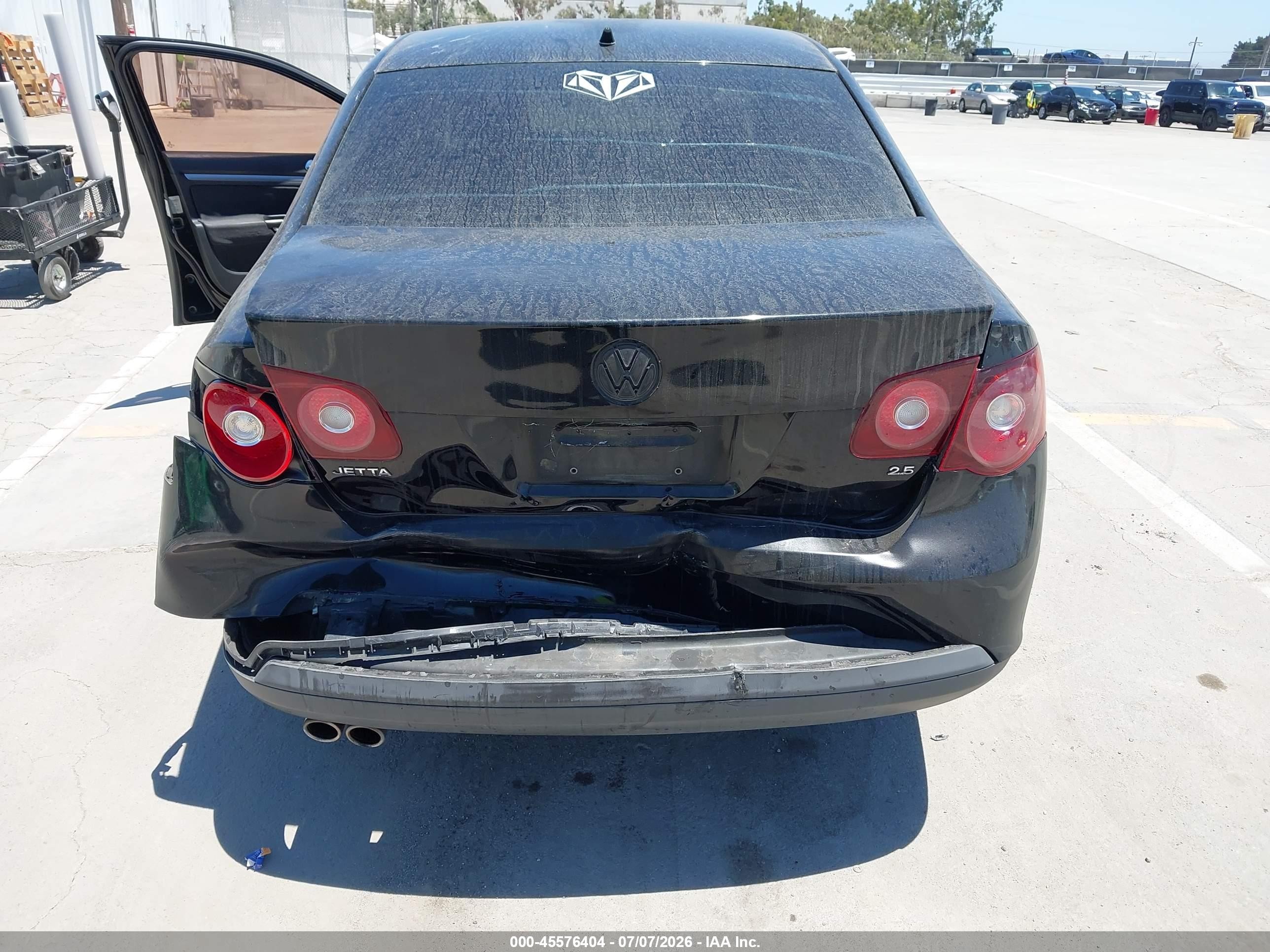 2010 Volkswagen Jetta S Черный vin: 3VWJZ7AJ6AM080197
