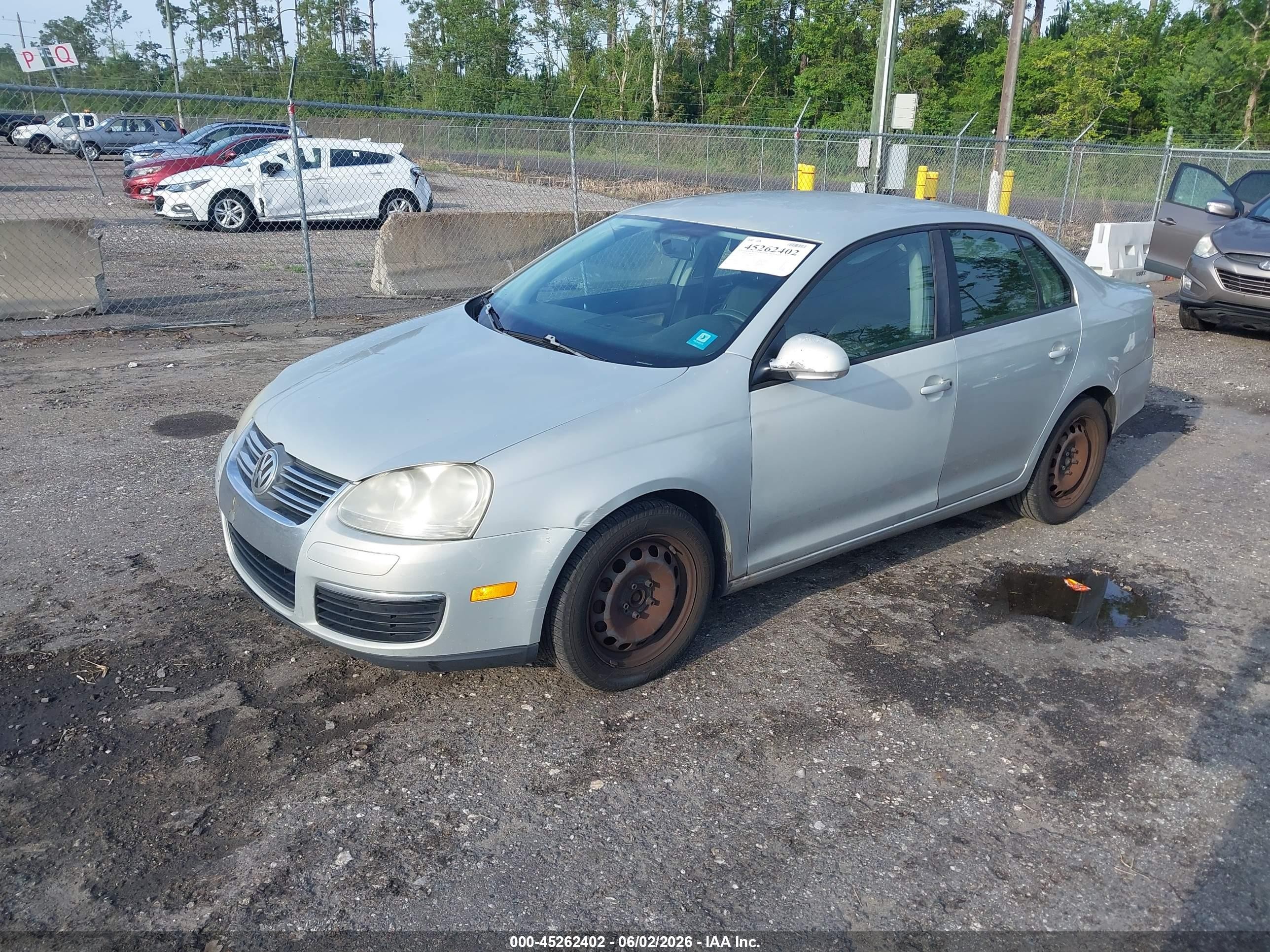 2010 Volkswagen Jetta S Серый vin: 3VWJZ7AJ7AM041831