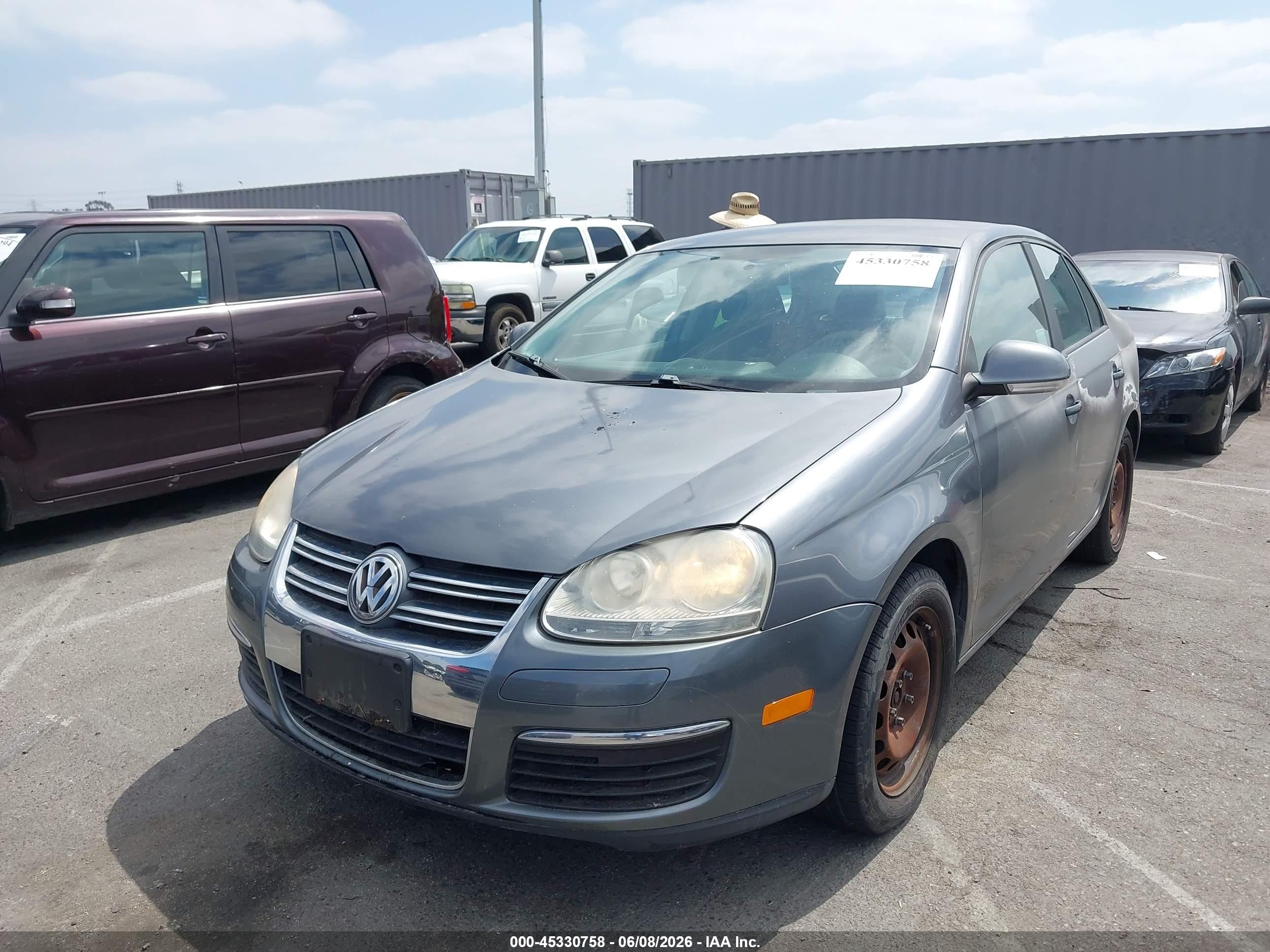 2010 Volkswagen Jetta S Серый vin: 3VWJZ7AJXAM021086