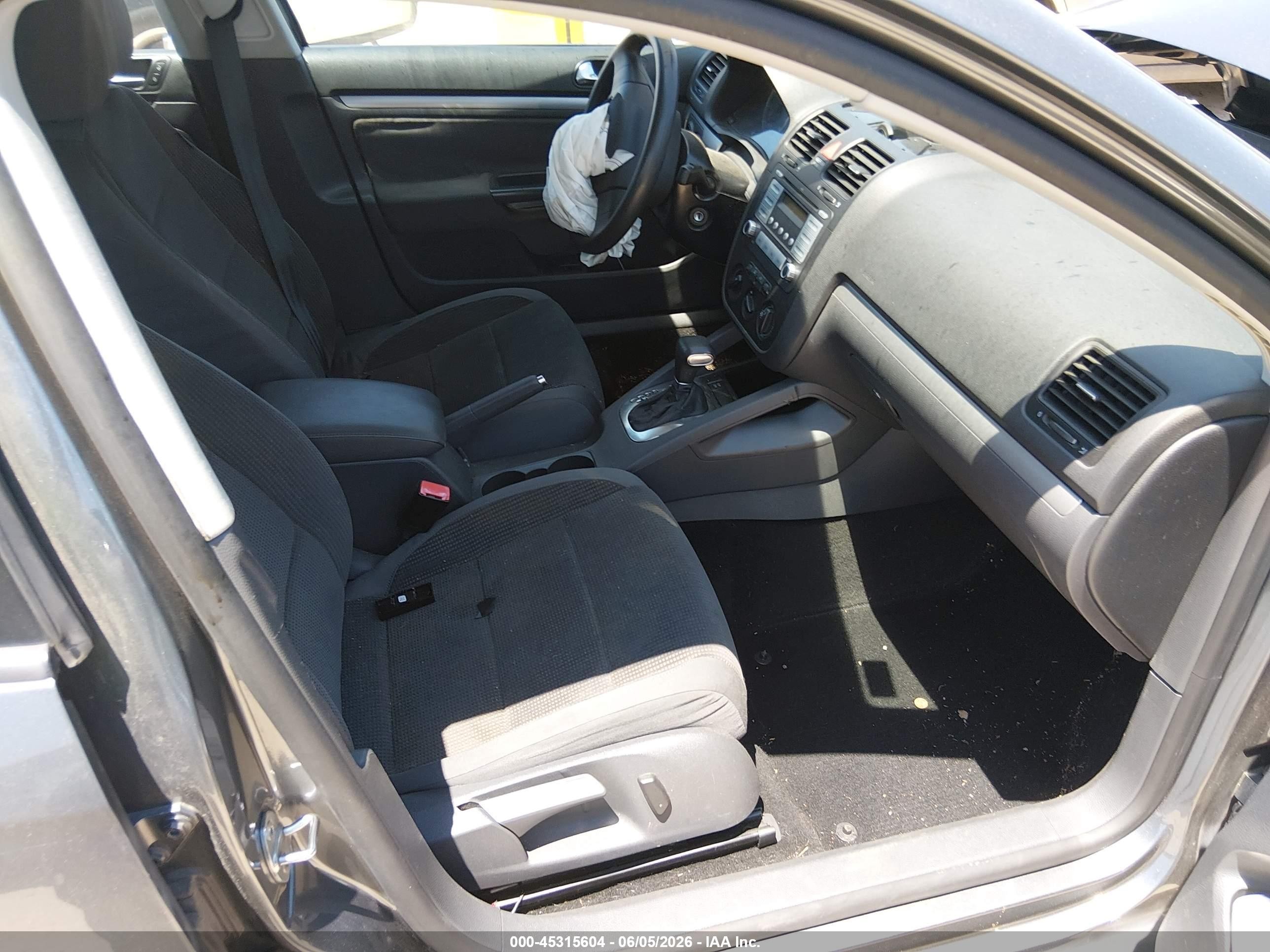 2009 Volkswagen Jetta 2.5l S Серый vin: 3VWKM71K49M310956