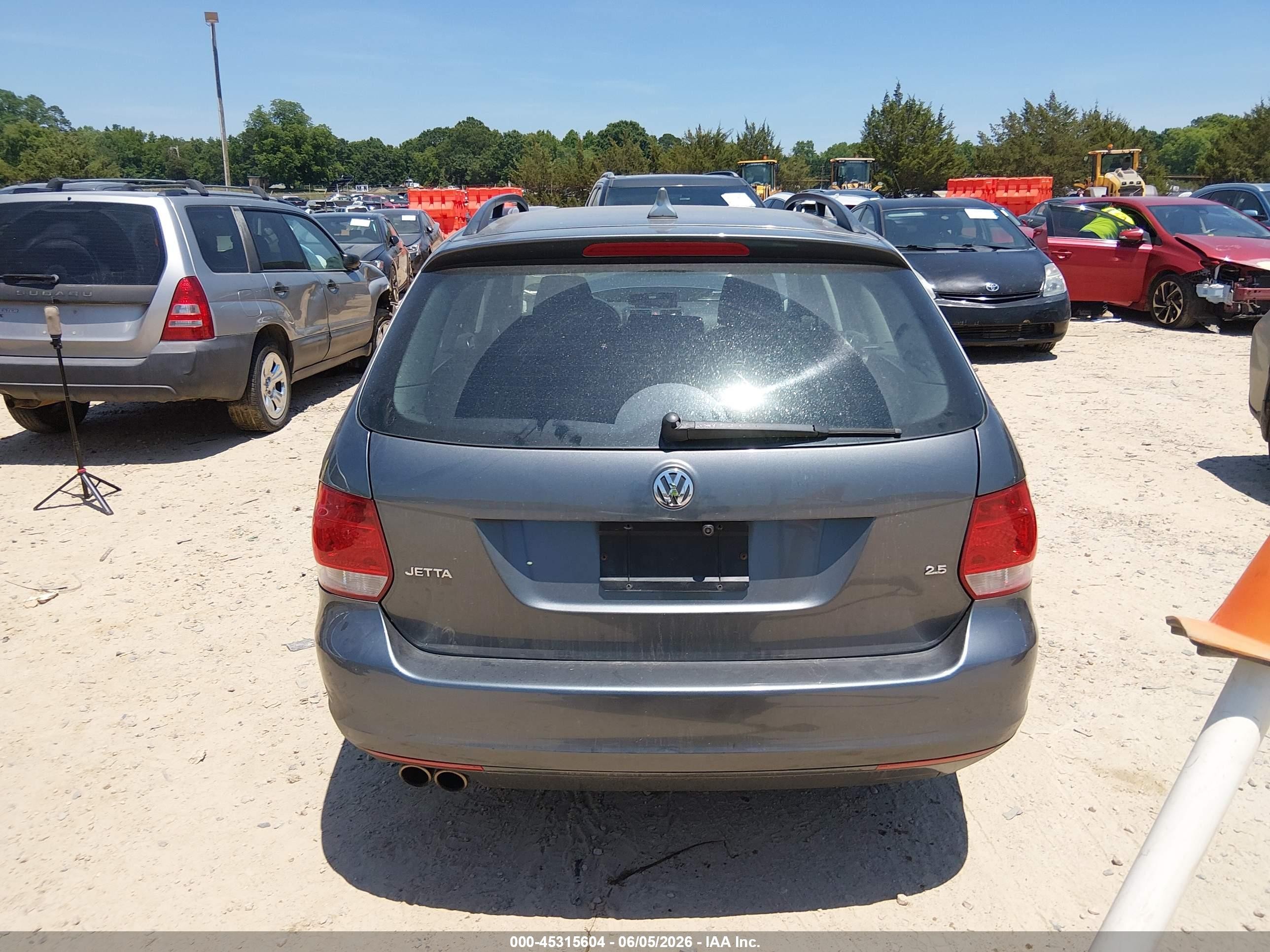 2009 Volkswagen Jetta 2.5l S Серый vin: 3VWKM71K49M310956
