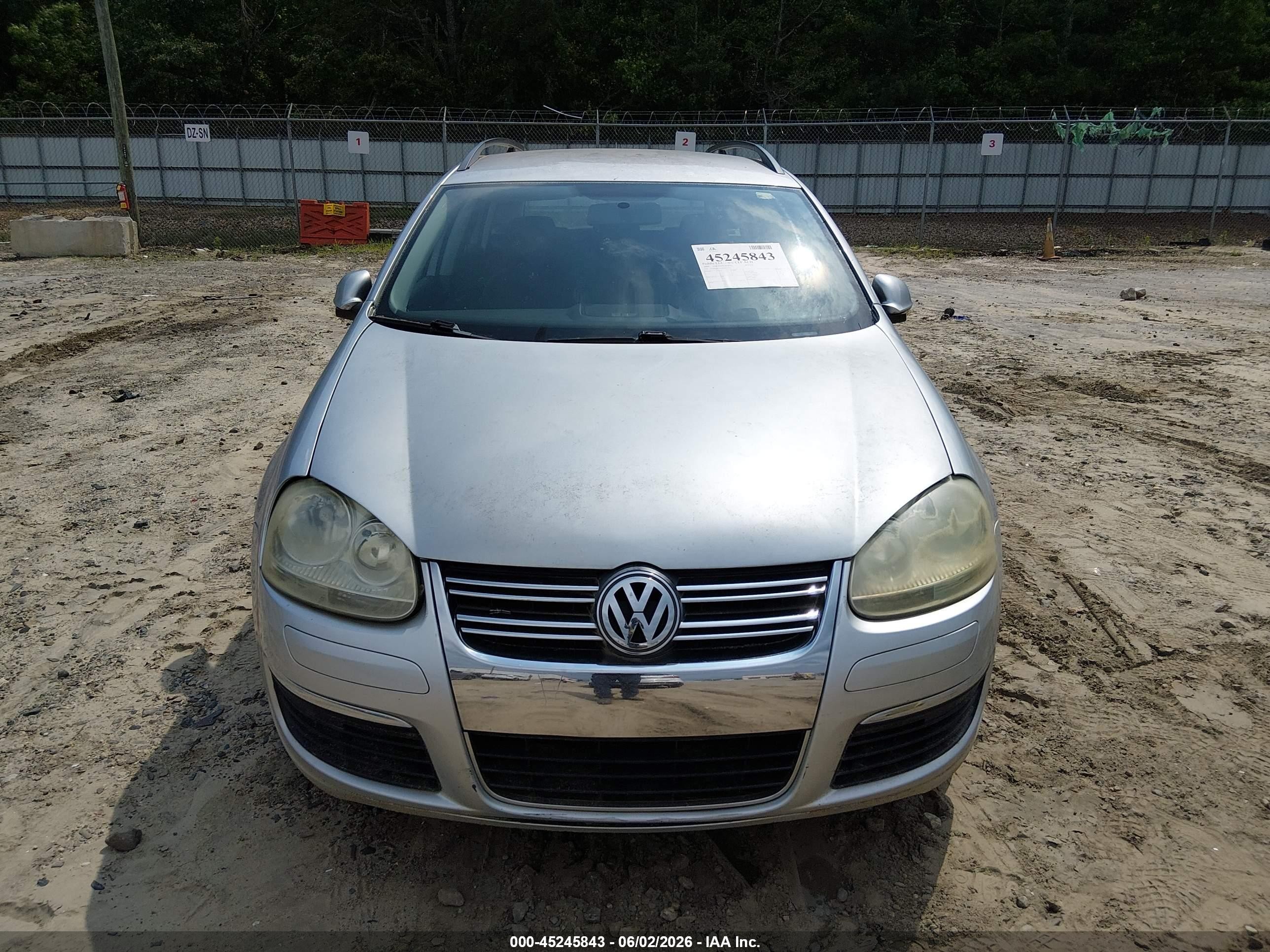 2009 Volkswagen Jetta 2.5l S Серебряный vin: 3VWKM71K89M263236