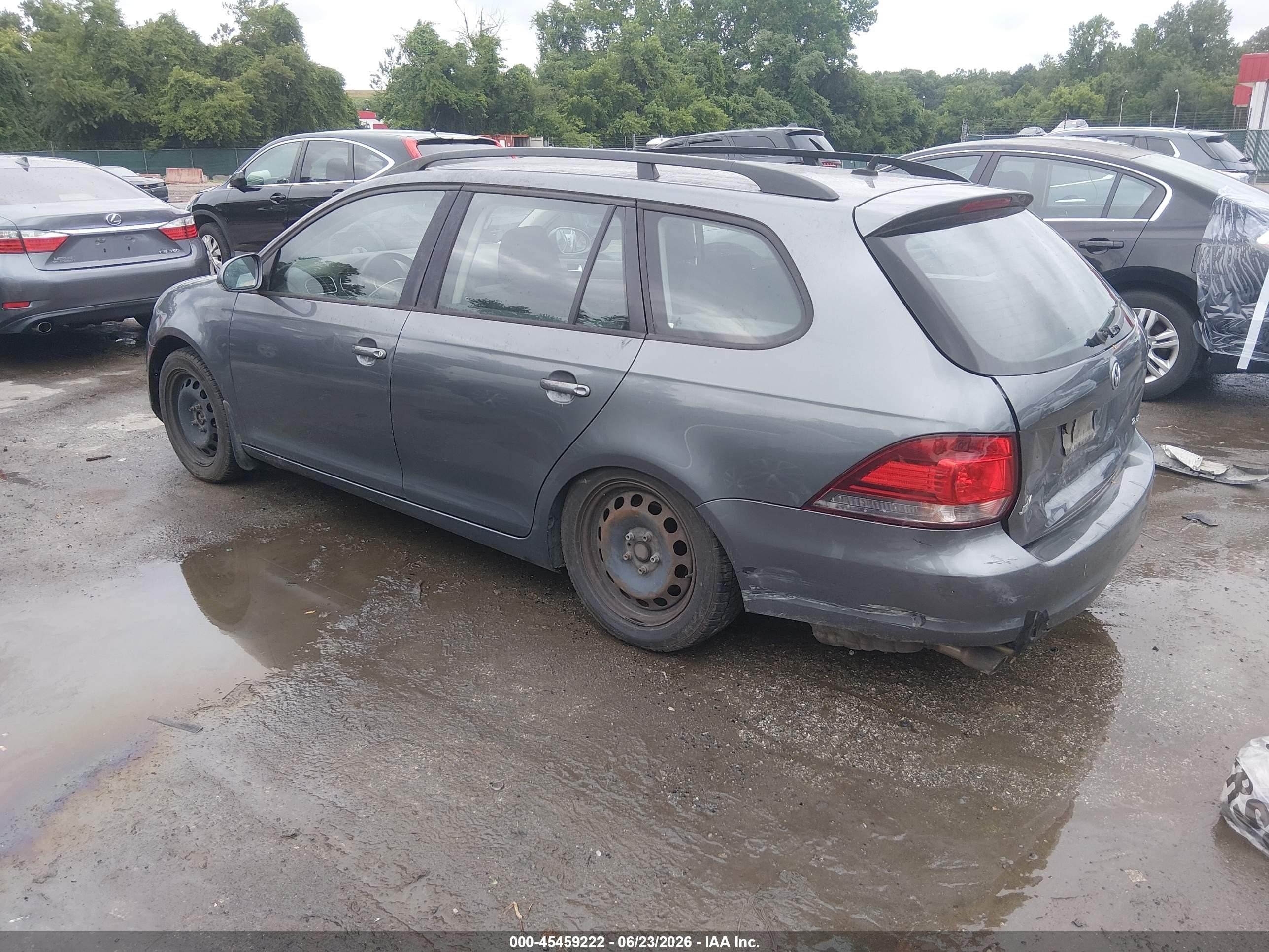 2014 Volkswagen Jetta Sportwagen 2.5l S Gray vin: 3VWKP7AJ3EM600923