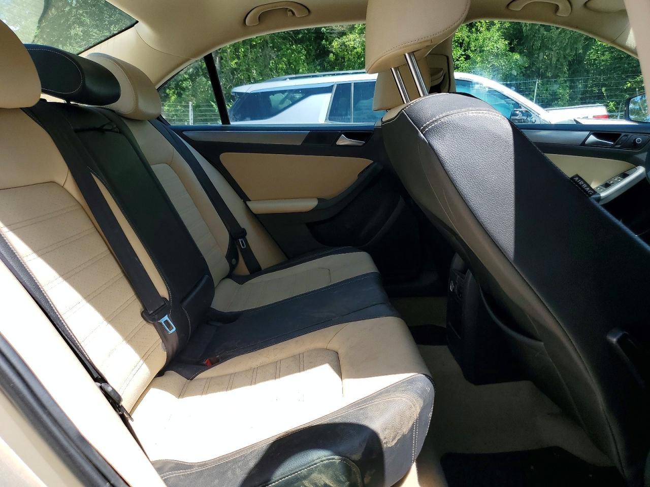 2014 Volkswagen Jetta Sel Желто-коричневый vin: 3VWL07AJ6EM292820