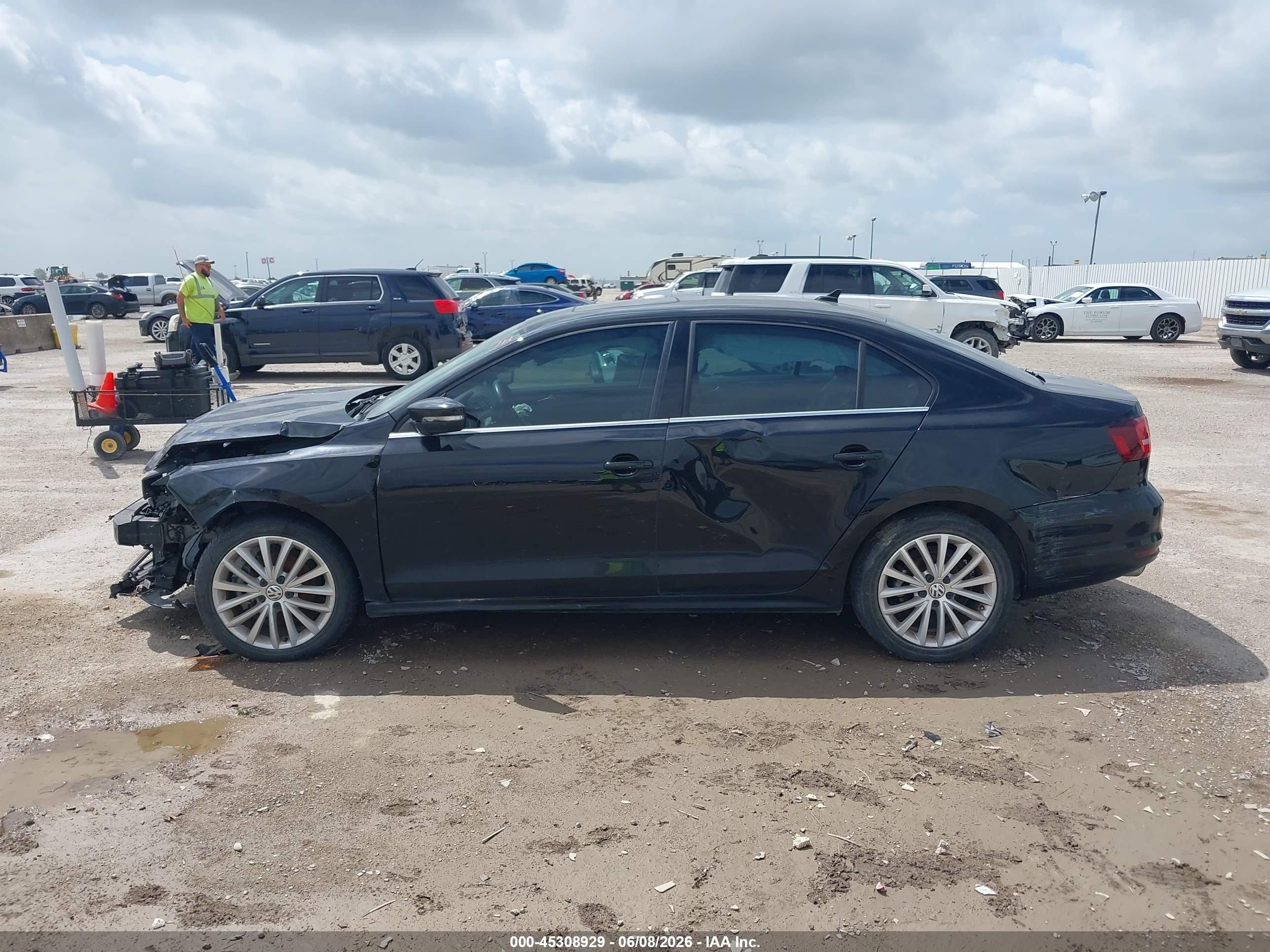 2016 Volkswagen Jetta 1.8t Sel Черный vin: 3VWL07AJ8GM242536